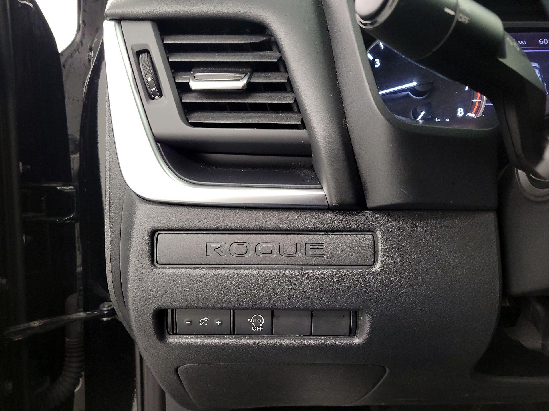 Thumbnail: 2023 Nissan Rogue - 13