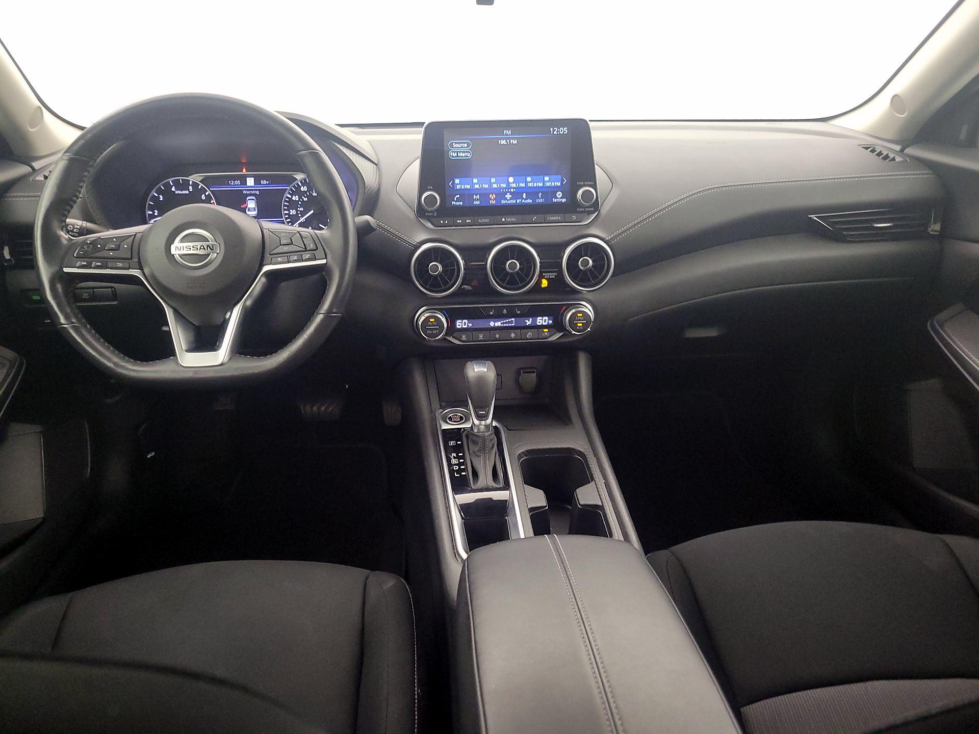 Thumbnail: 2023 Nissan Sentra - 9