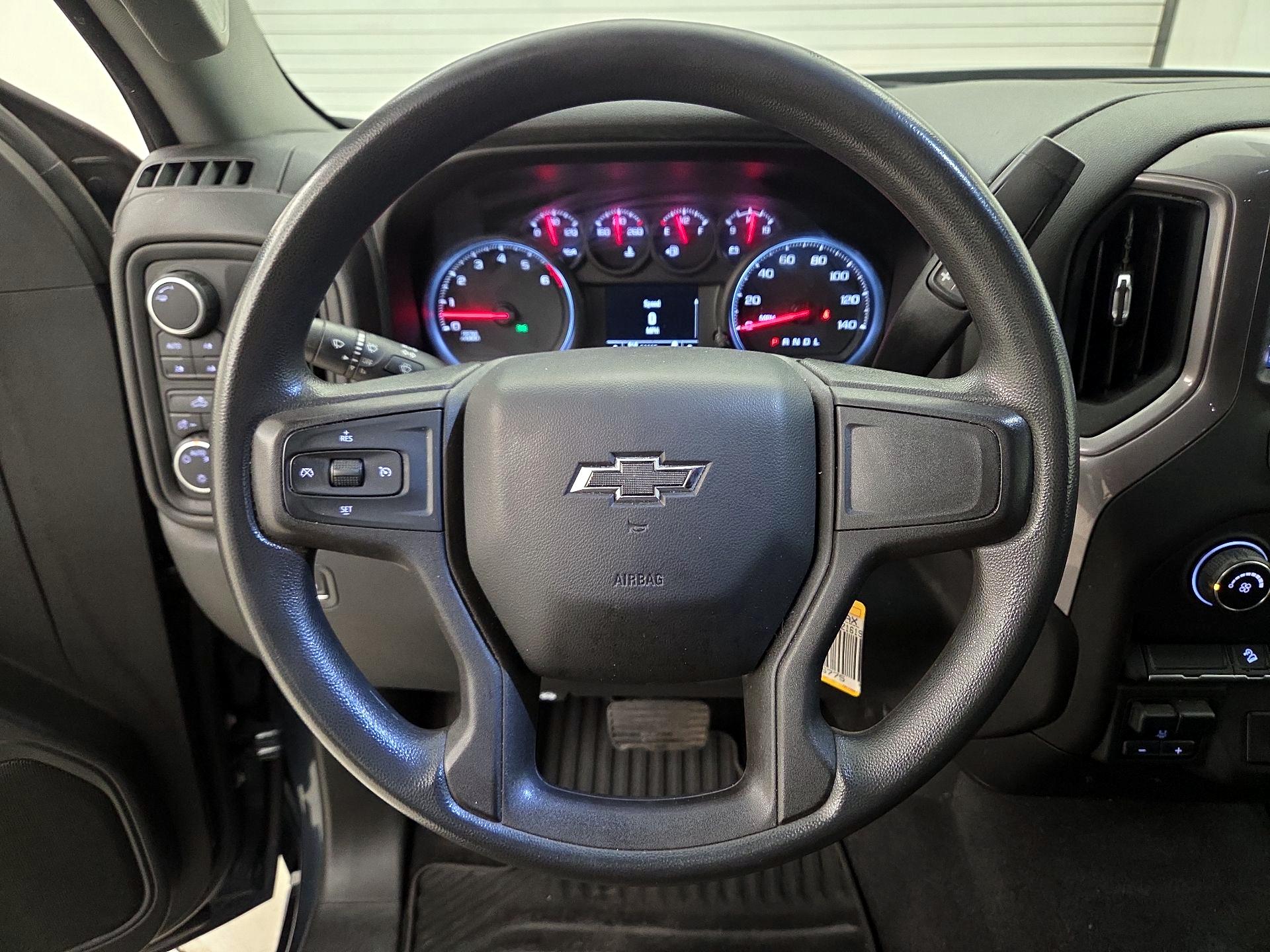 Thumbnail: 2020 Chevrolet Silverado 1500 - 10