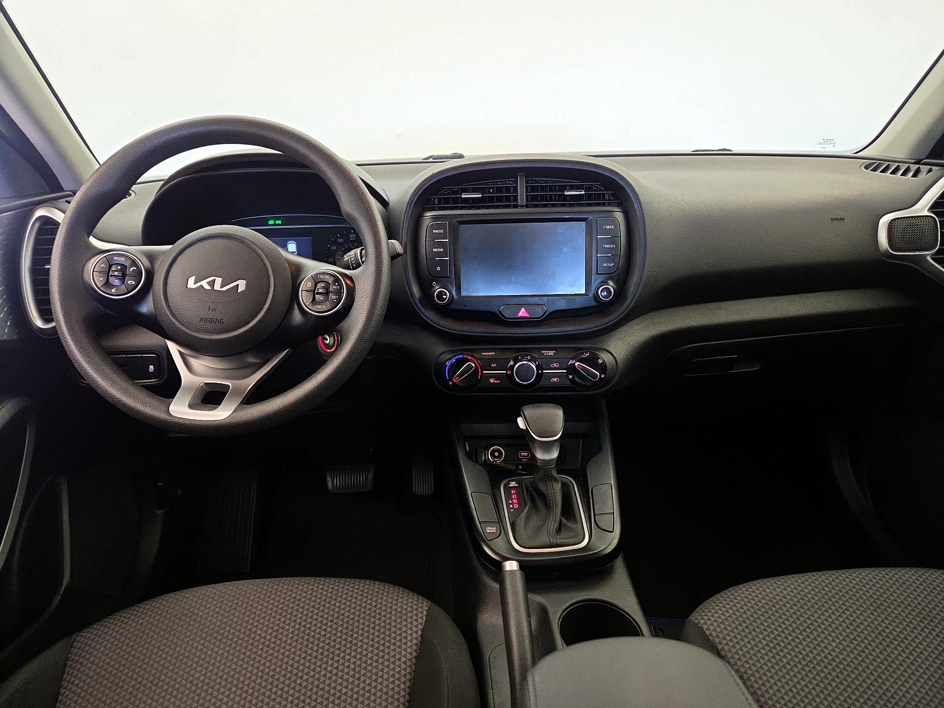 Thumbnail: 2022 Kia Soul - 9