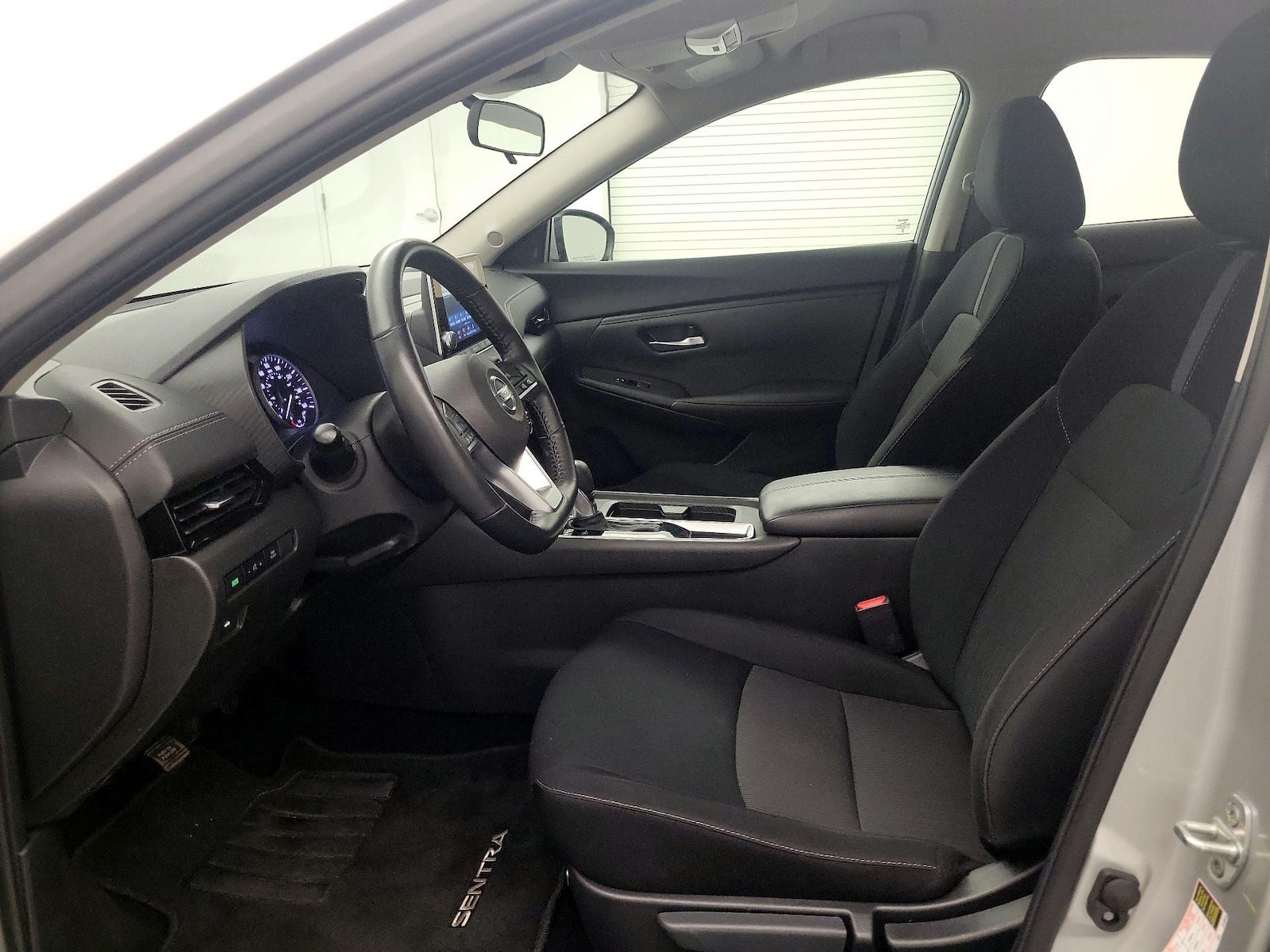 2023 Nissan Sentra SV - Photo 12