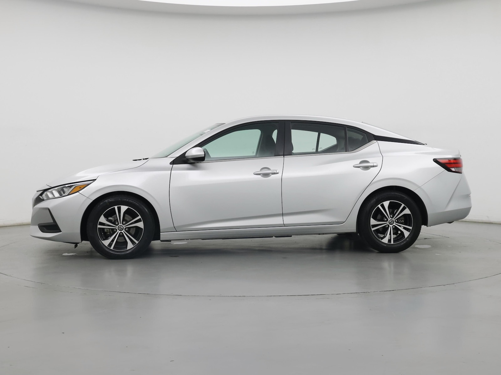 2023 Nissan Sentra SV - Photo 4