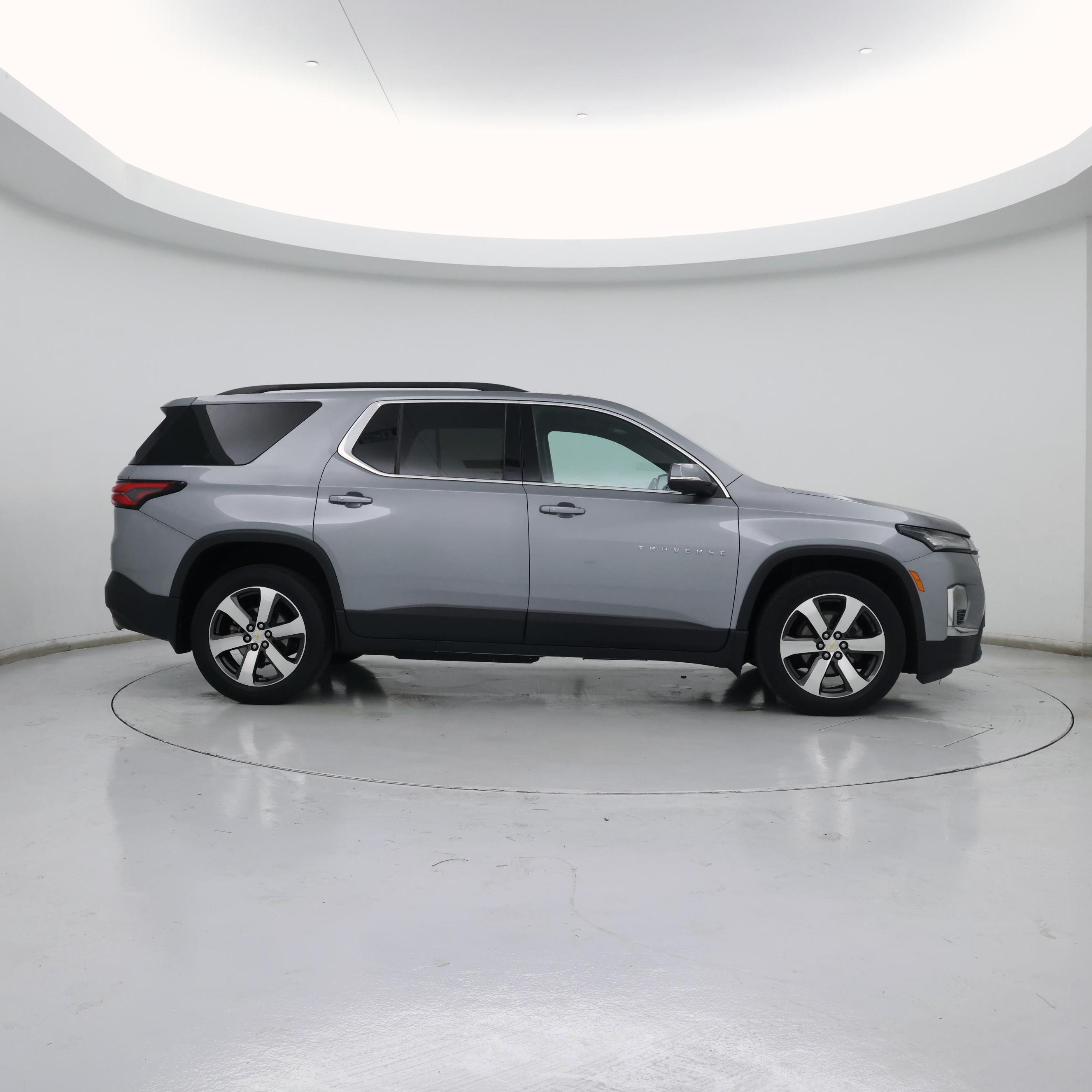Thumbnail: 2023 Chevrolet Traverse - 7