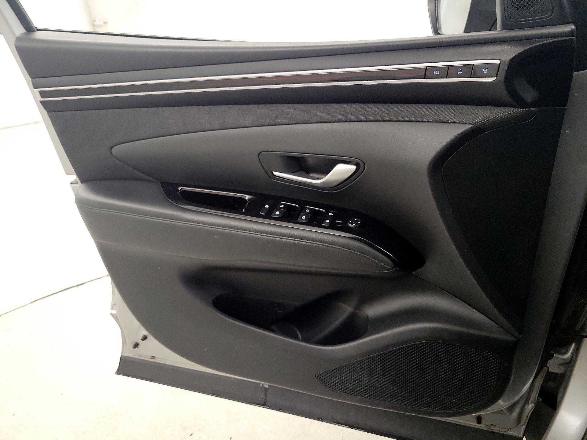 Thumbnail: 2023 Hyundai Tucson - 12