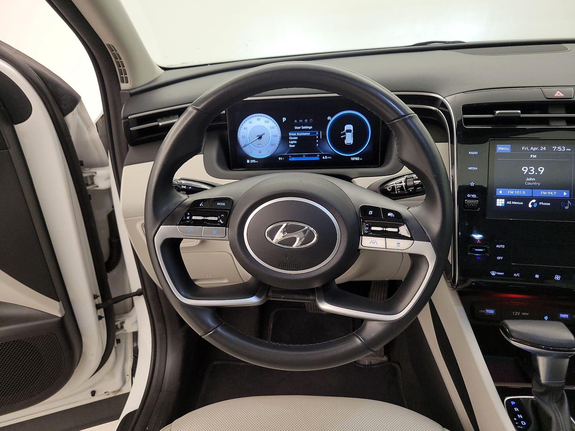 Thumbnail: 2023 Hyundai Tucson - 10