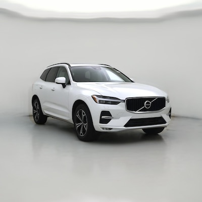 2022 Volvo XC60 B5 Momentum