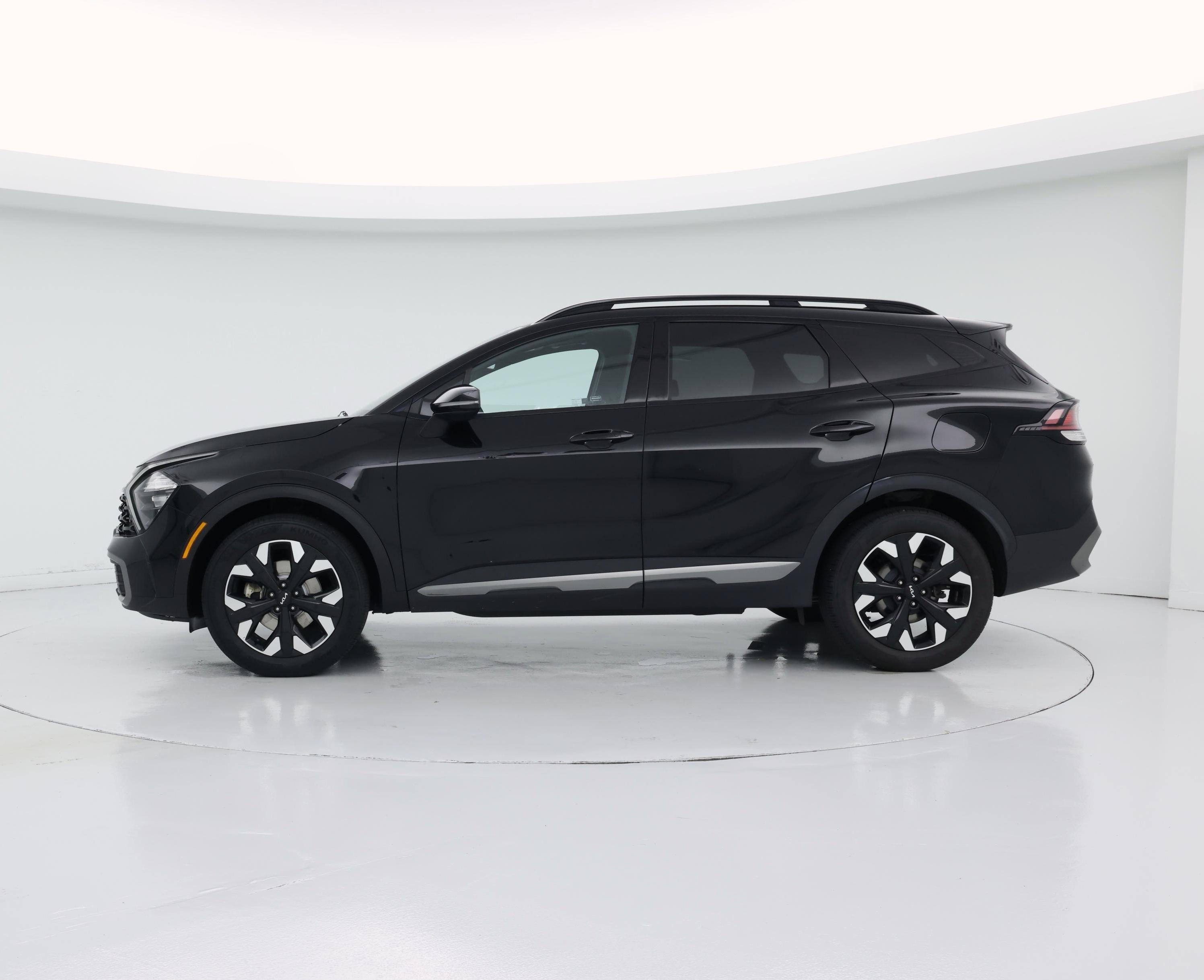 Thumbnail: 2023 Kia Sportage - 3