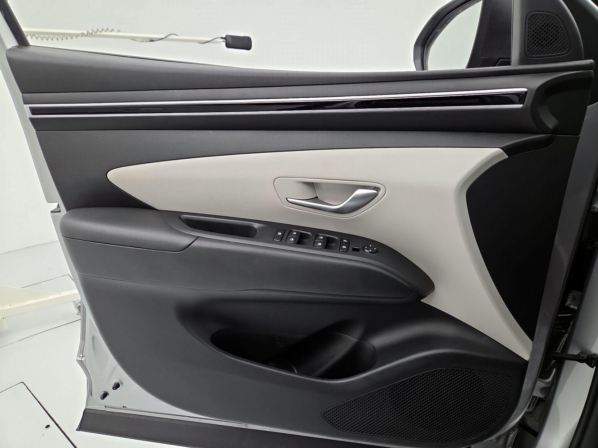 Thumbnail: 2023 Hyundai Tucson - 12