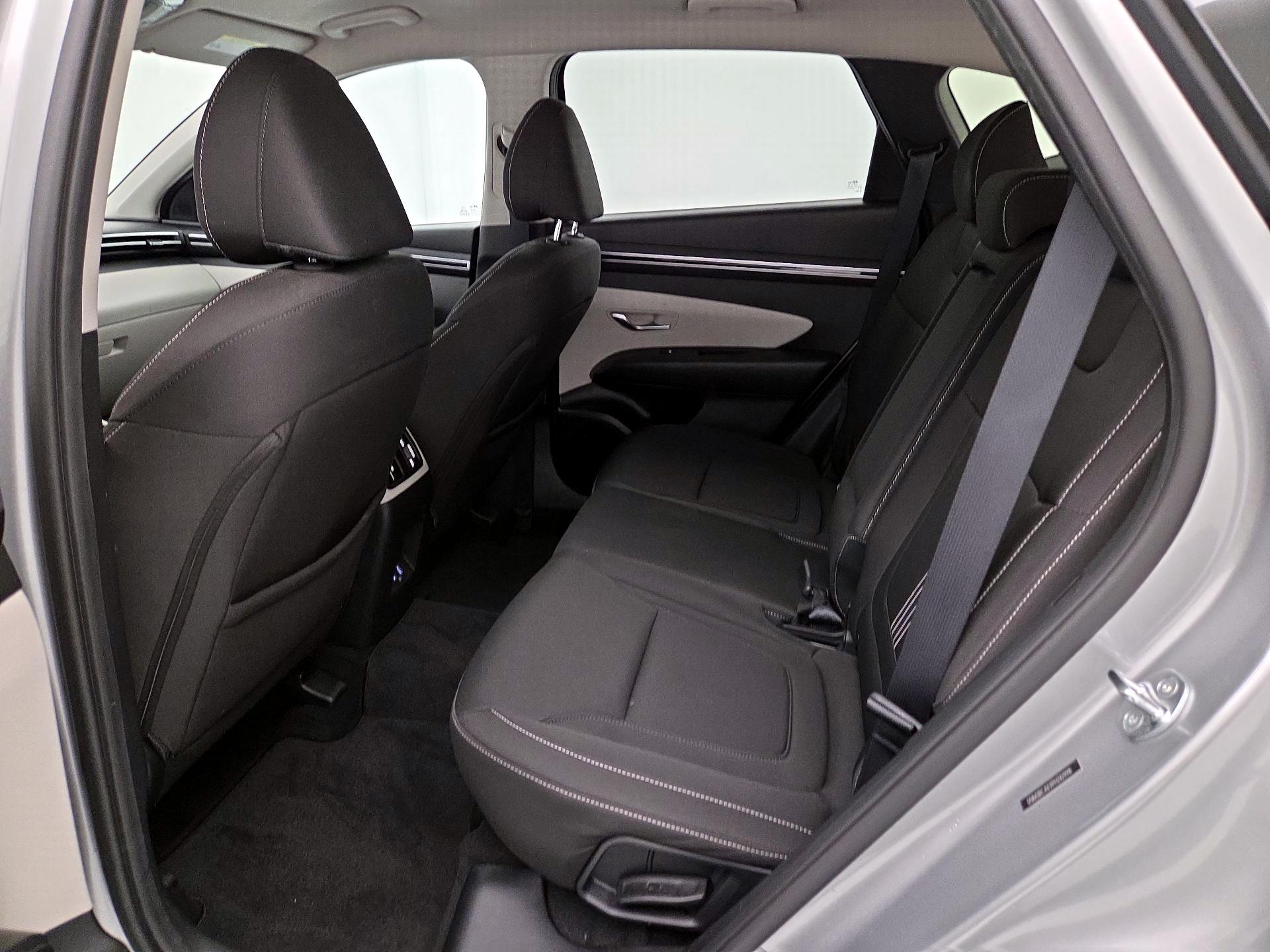 Thumbnail: 2023 Hyundai Tucson - 19