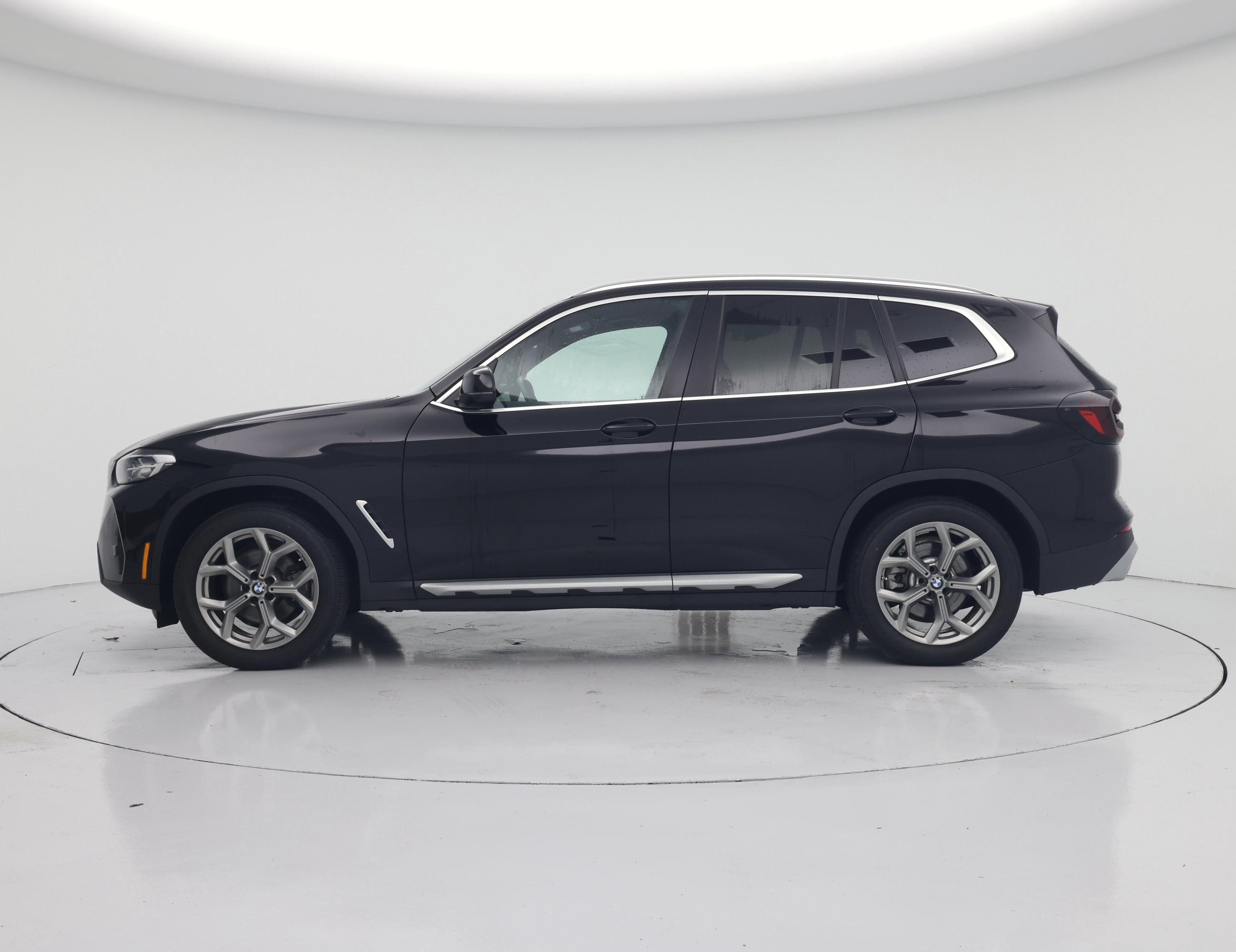 Thumbnail: 2023 BMW X3 - 3