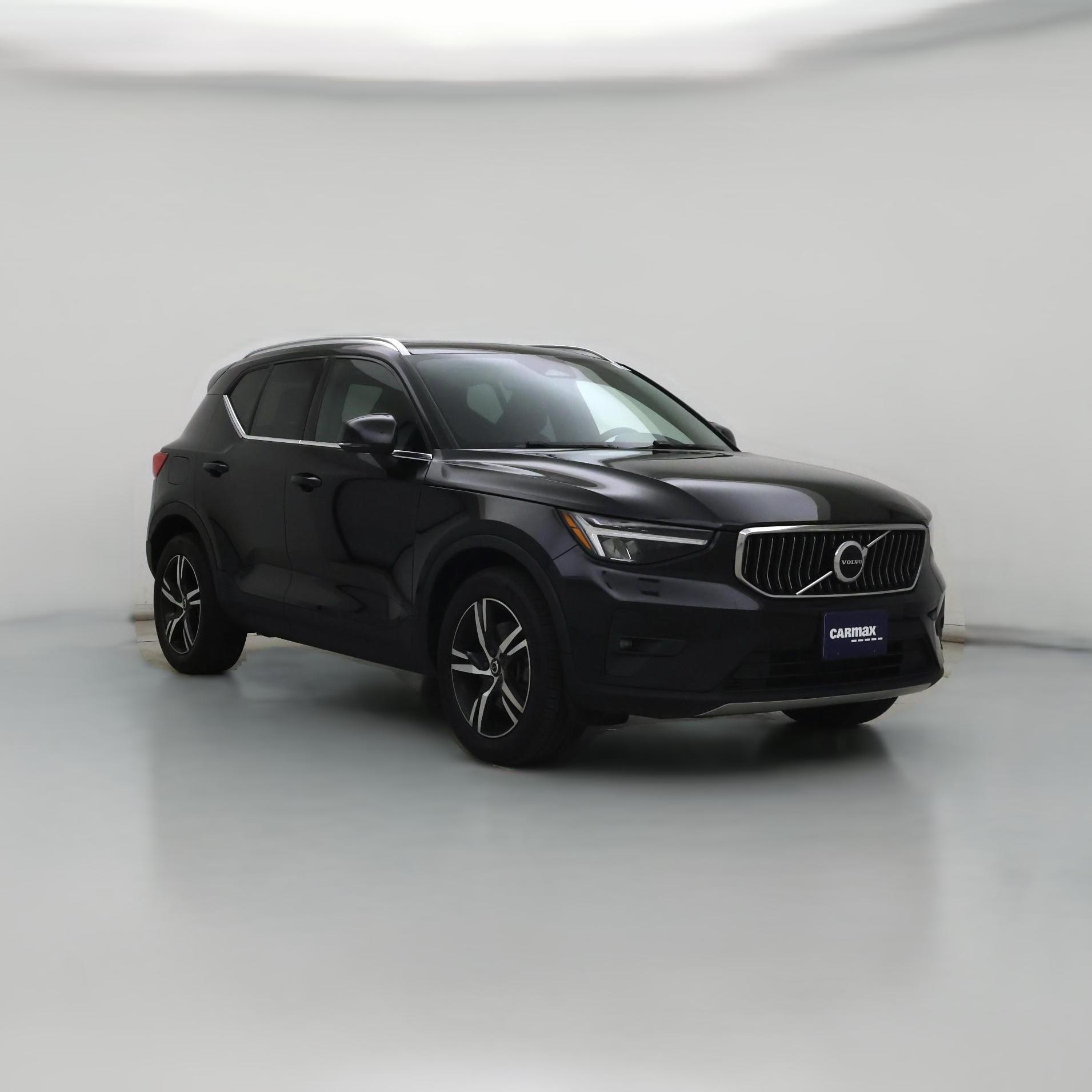 Thumbnail: 2023 Volvo XC40 - 1