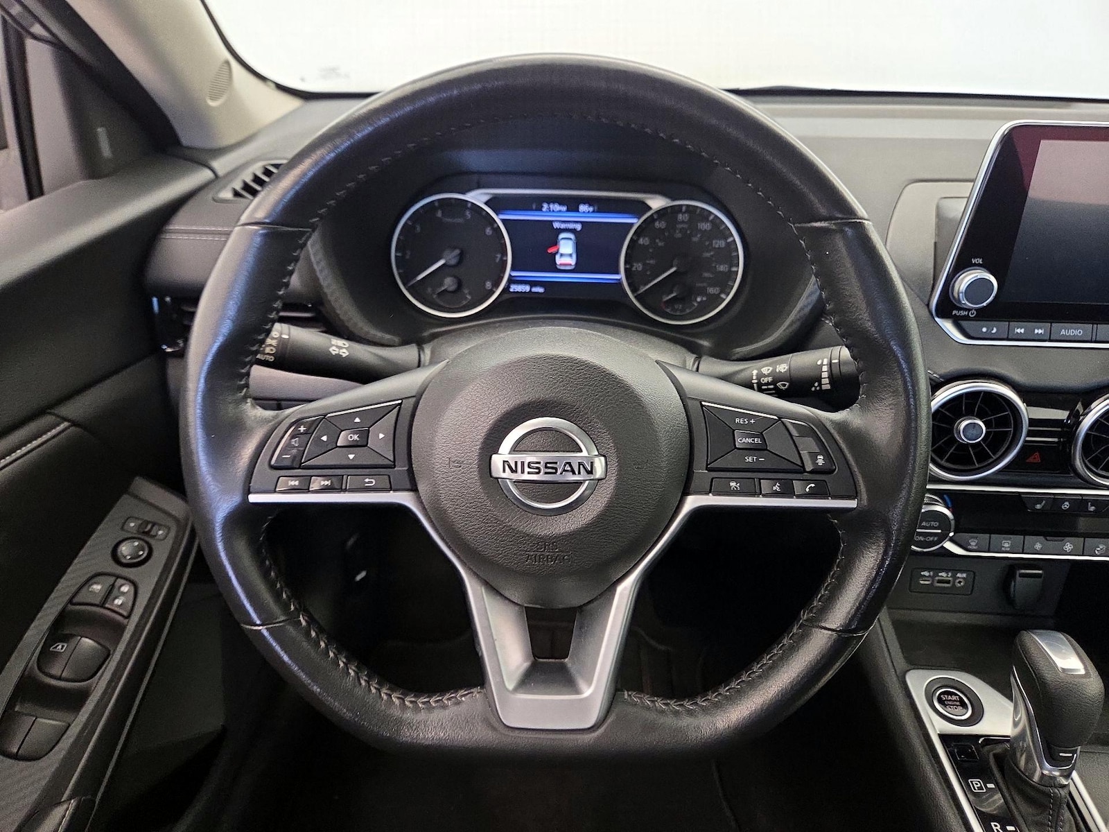 2023 Nissan Sentra SV - Photo 11