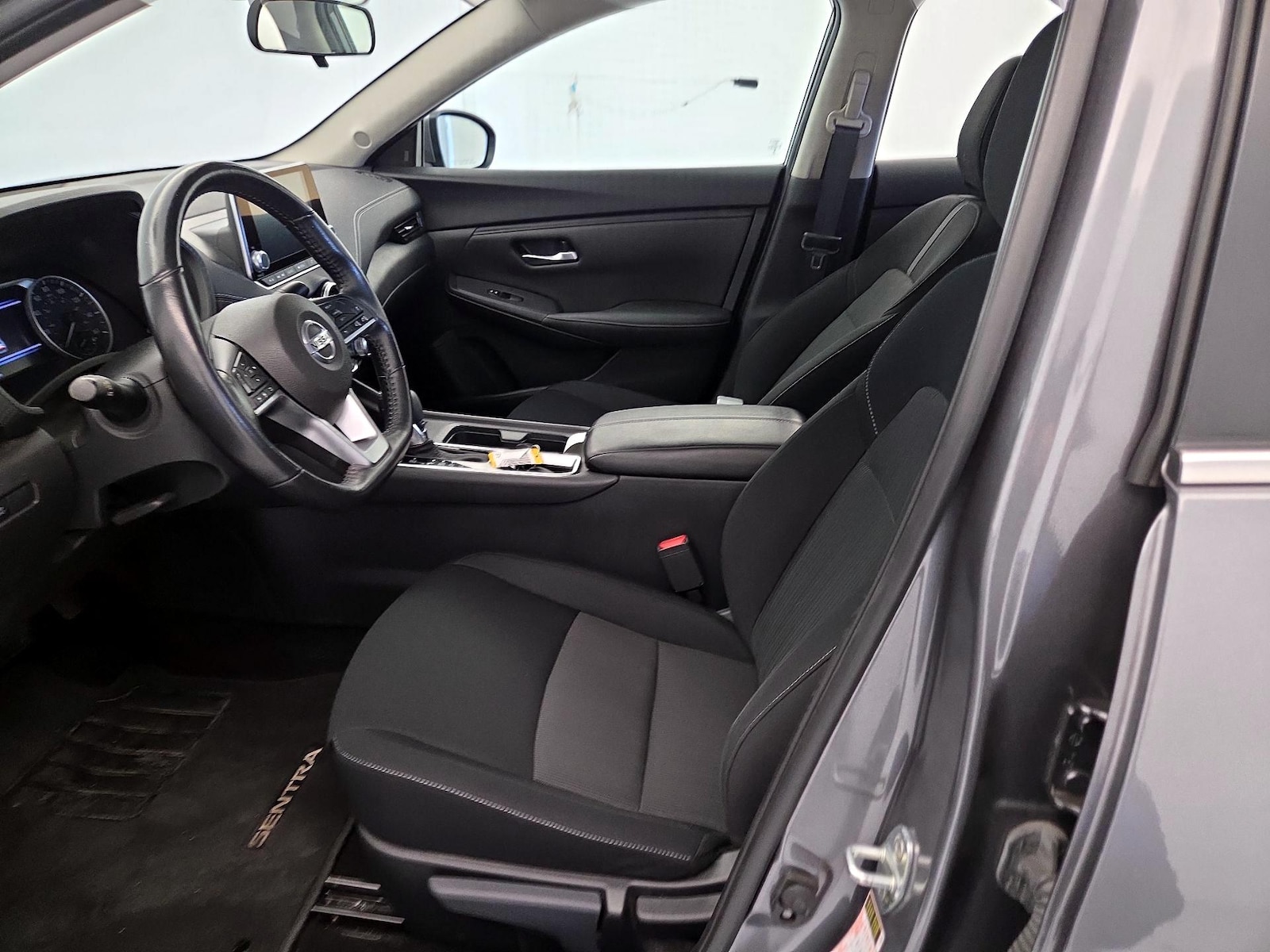 2023 Nissan Sentra SV - Photo 12