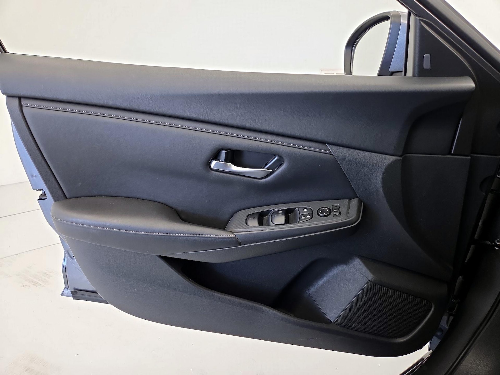 2023 Nissan Sentra SV - Photo 13