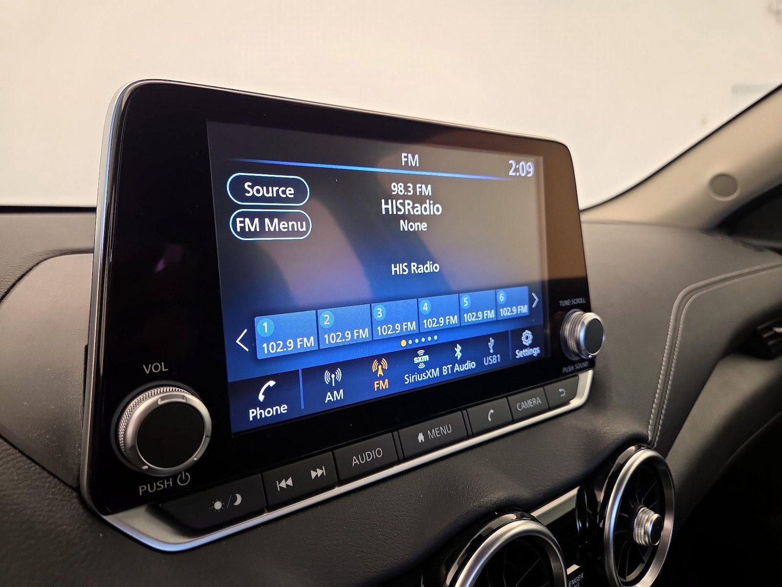 2023 Nissan Sentra SV - Photo 16