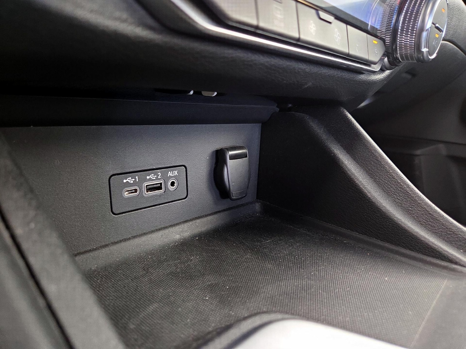 2023 Nissan Sentra SV - Photo 19