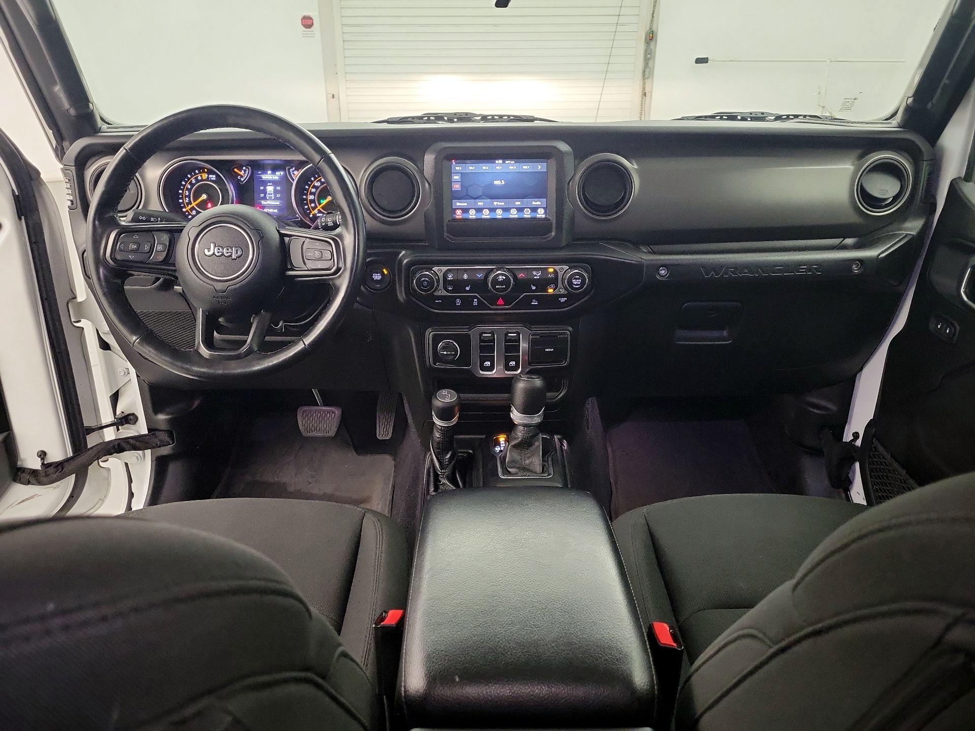 Thumbnail: 2022 Jeep Wrangler - 9