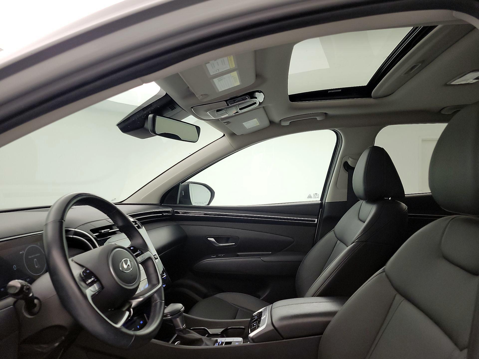 Thumbnail: 2023 Hyundai Tucson - 19
