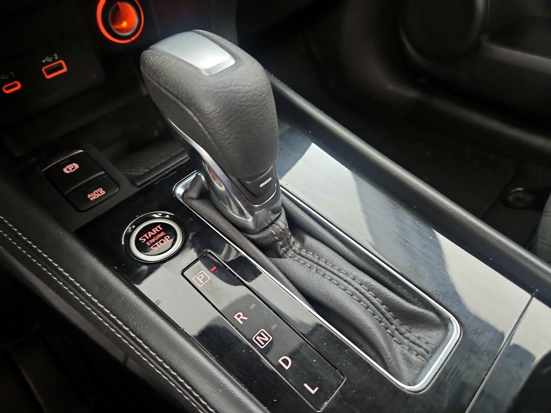 Thumbnail: 2023 Nissan Kicks - 16
