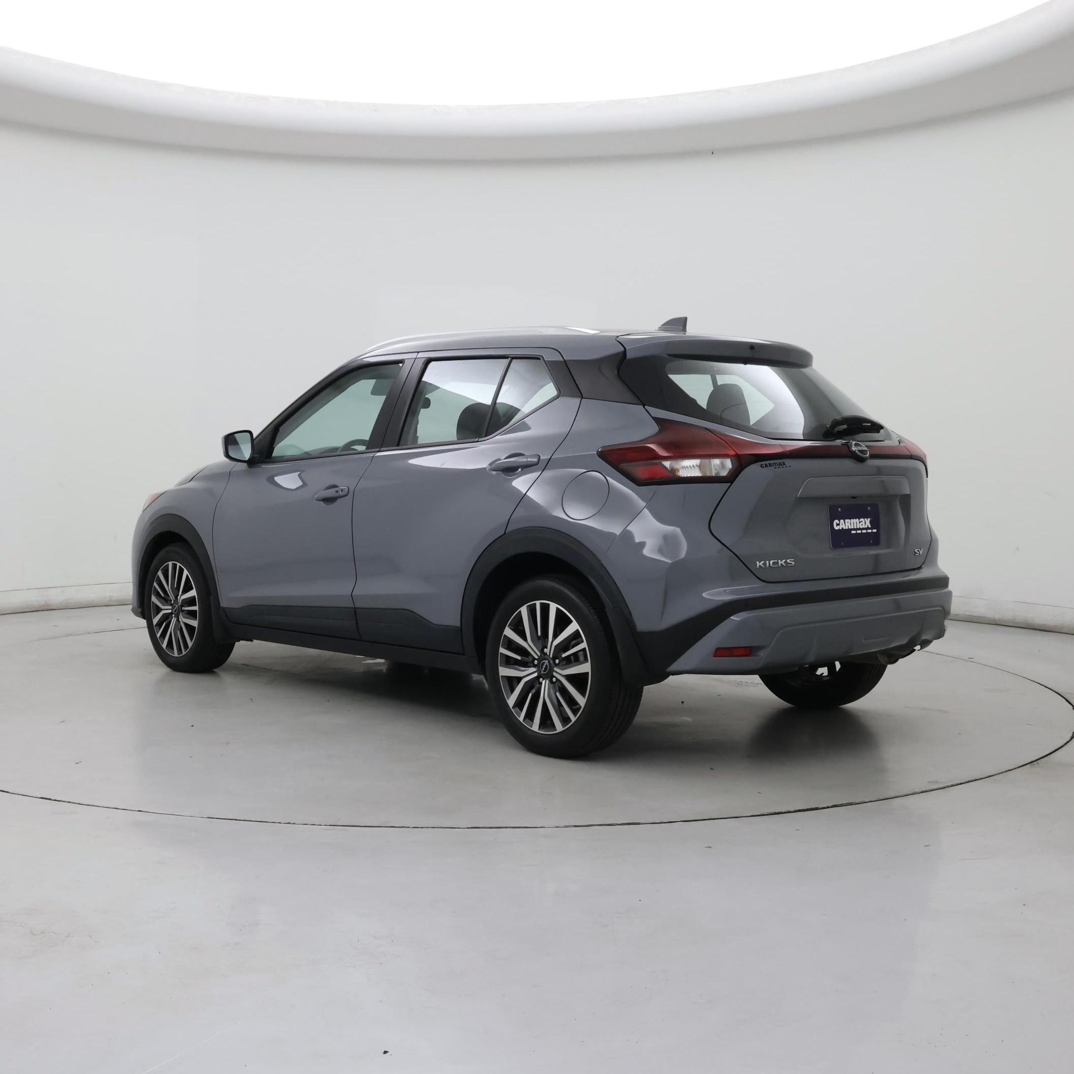 Thumbnail: 2023 Nissan Kicks - 2