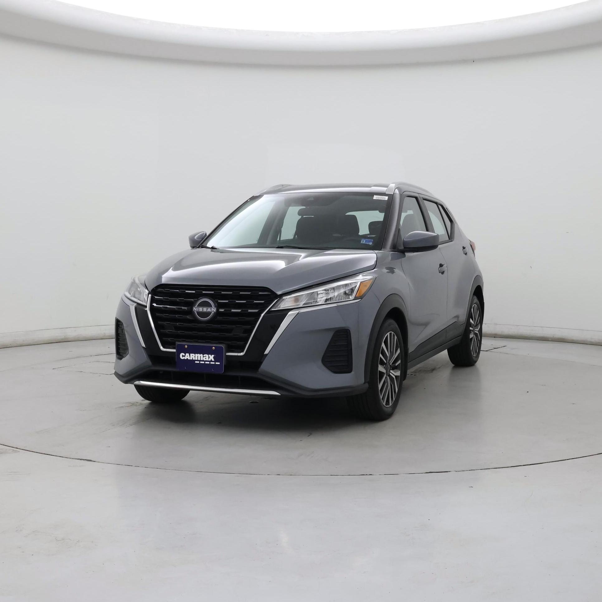 Thumbnail: 2023 Nissan Kicks - 4