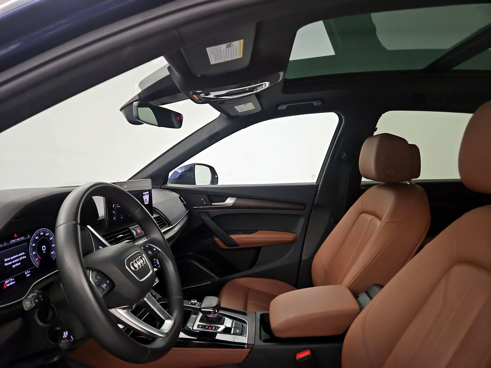 Thumbnail: 2023 Audi Q5 - 17