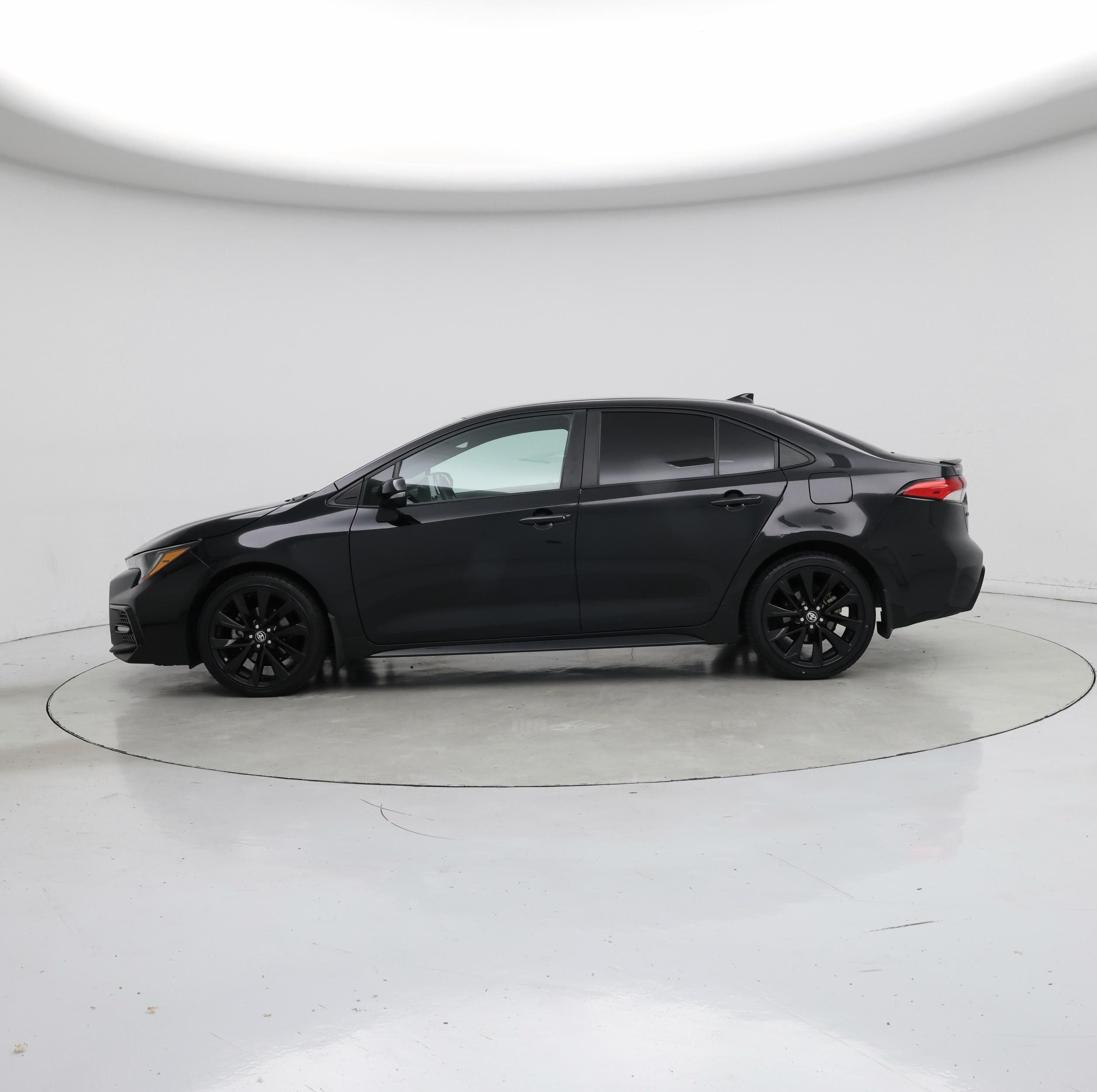 Thumbnail: 2022 Toyota Corolla - 3