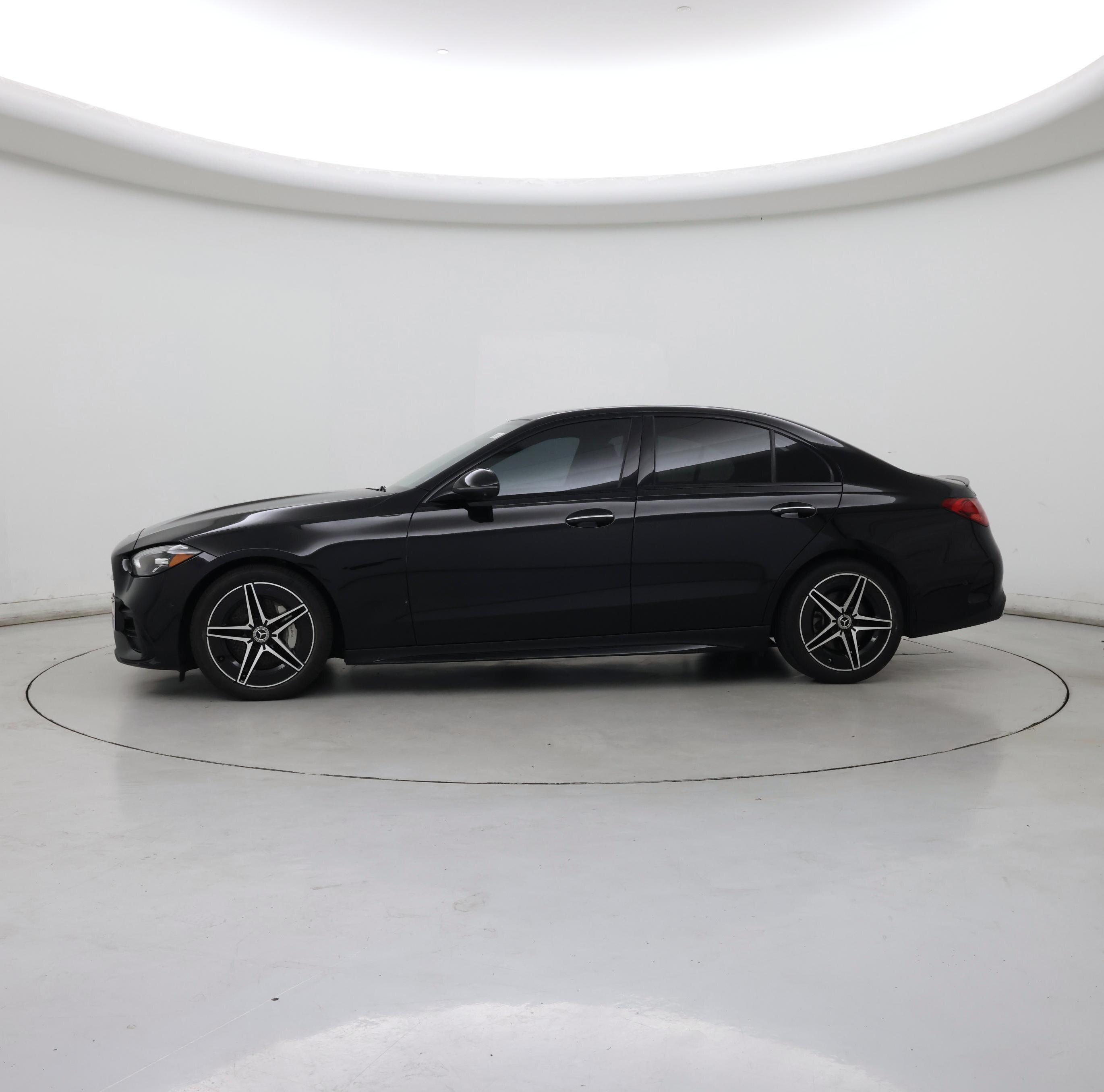 Thumbnail: 2023 Mercedes-Benz C-Class - 3
