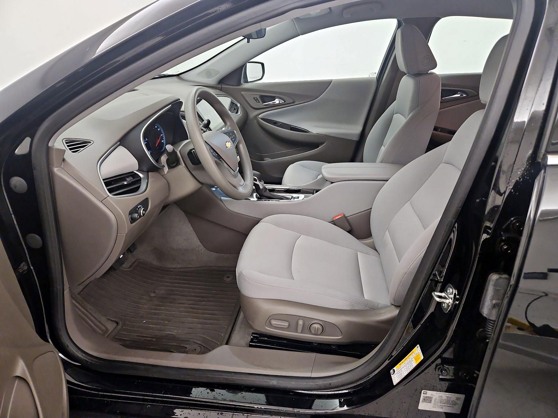 Thumbnail: 2023 Chevrolet Malibu - 11