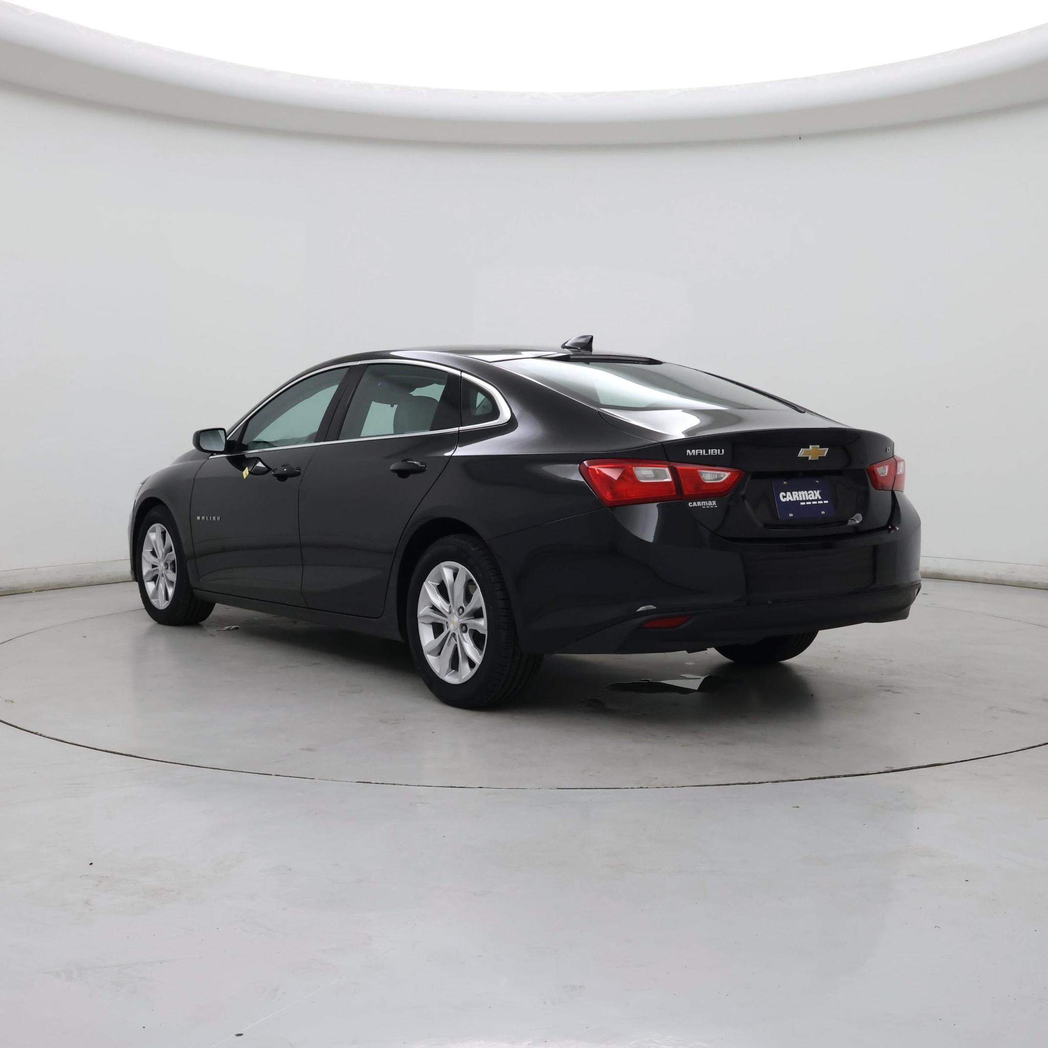 Thumbnail: 2023 Chevrolet Malibu - 2