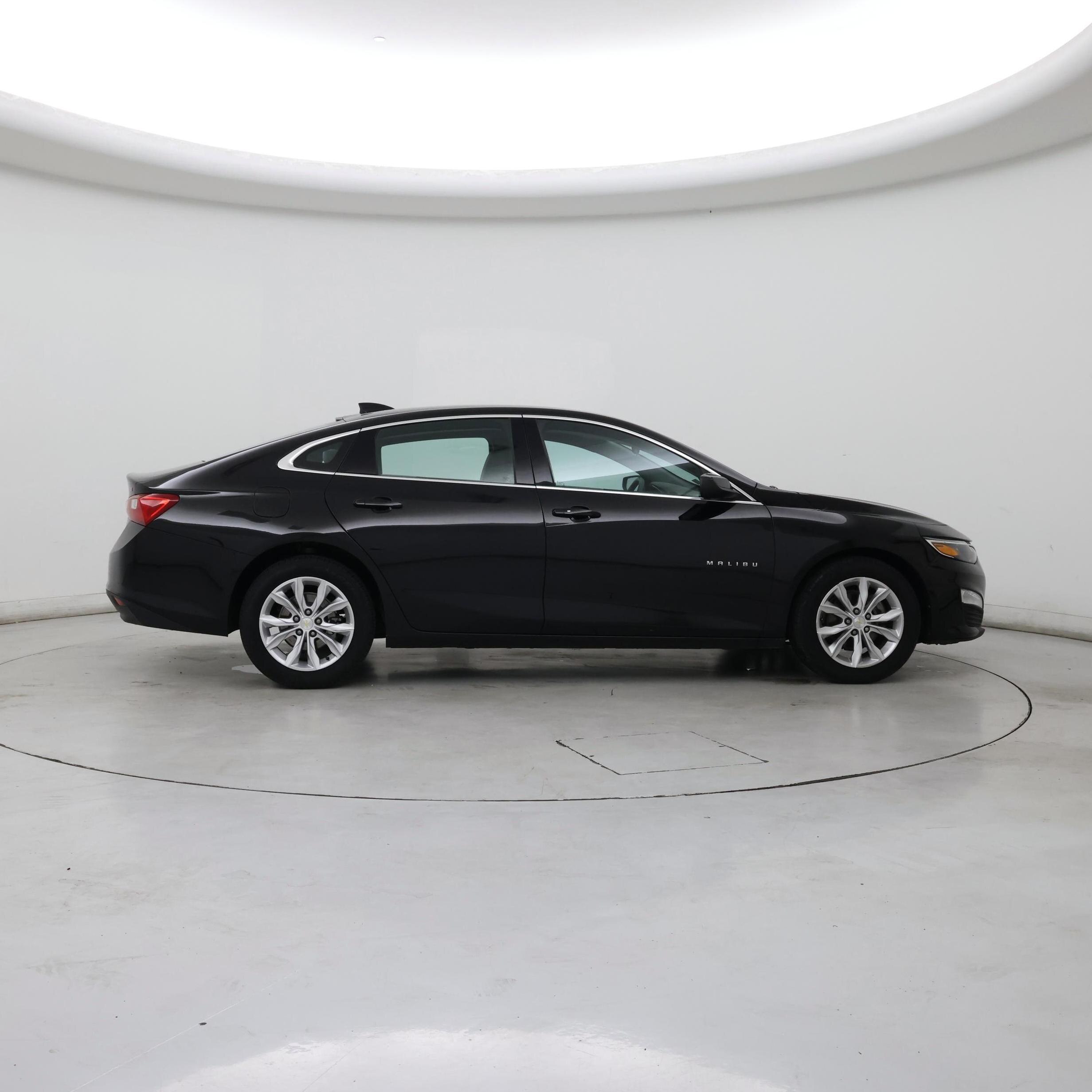 Thumbnail: 2023 Chevrolet Malibu - 7