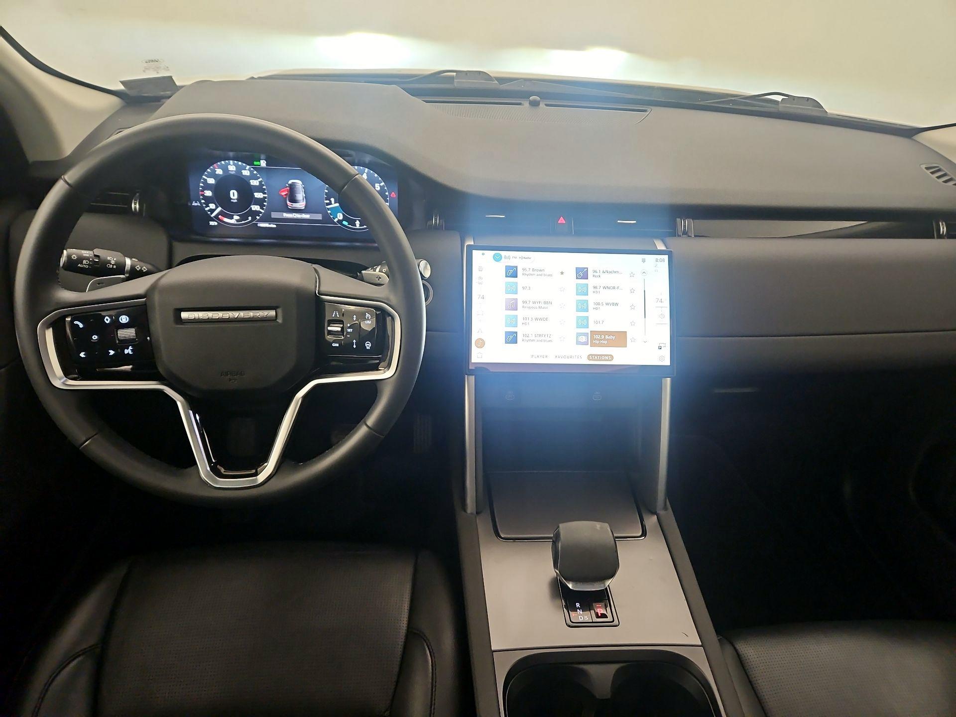 Thumbnail: 2024 Land Rover Discovery Sport - 9
