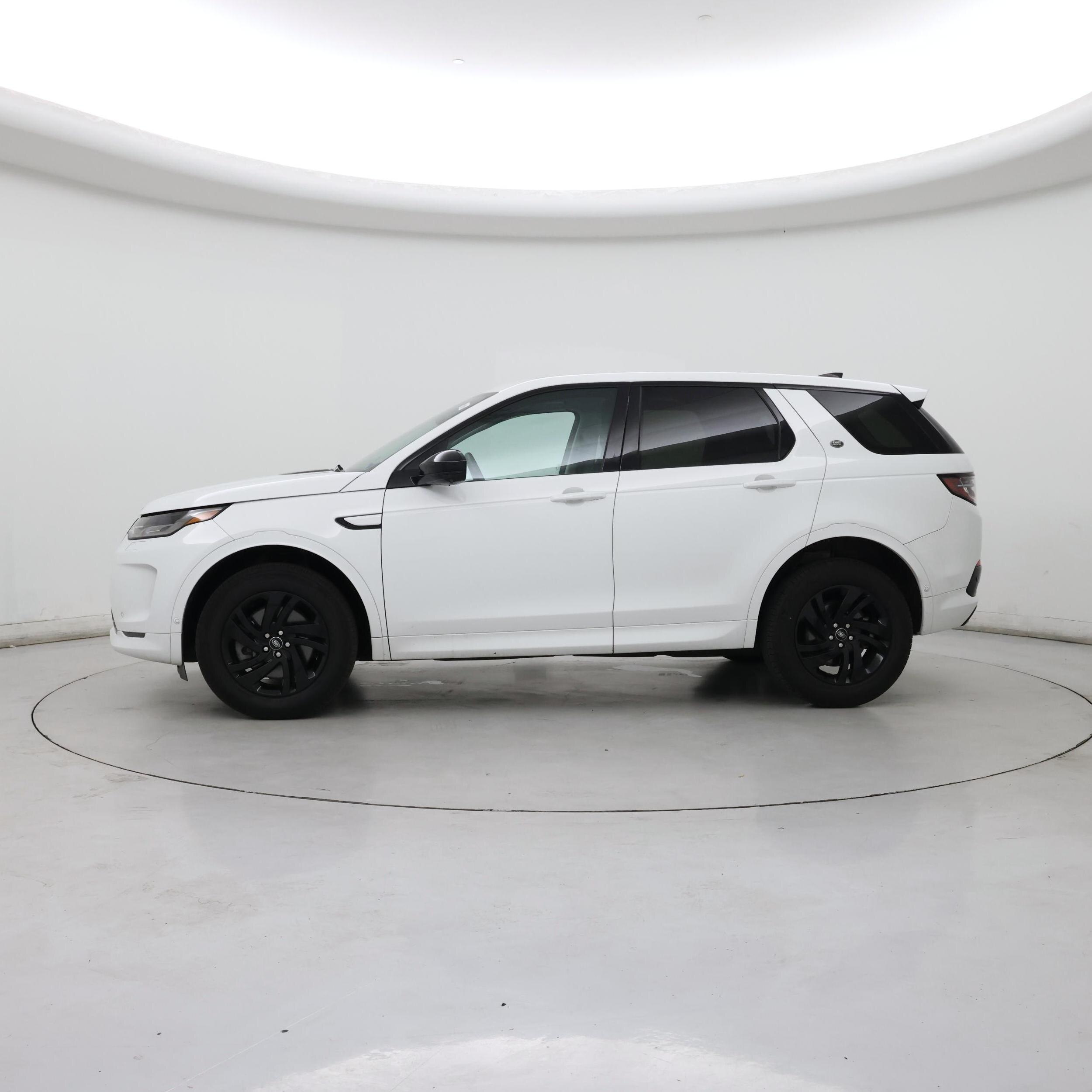 Thumbnail: 2024 Land Rover Discovery Sport - 3