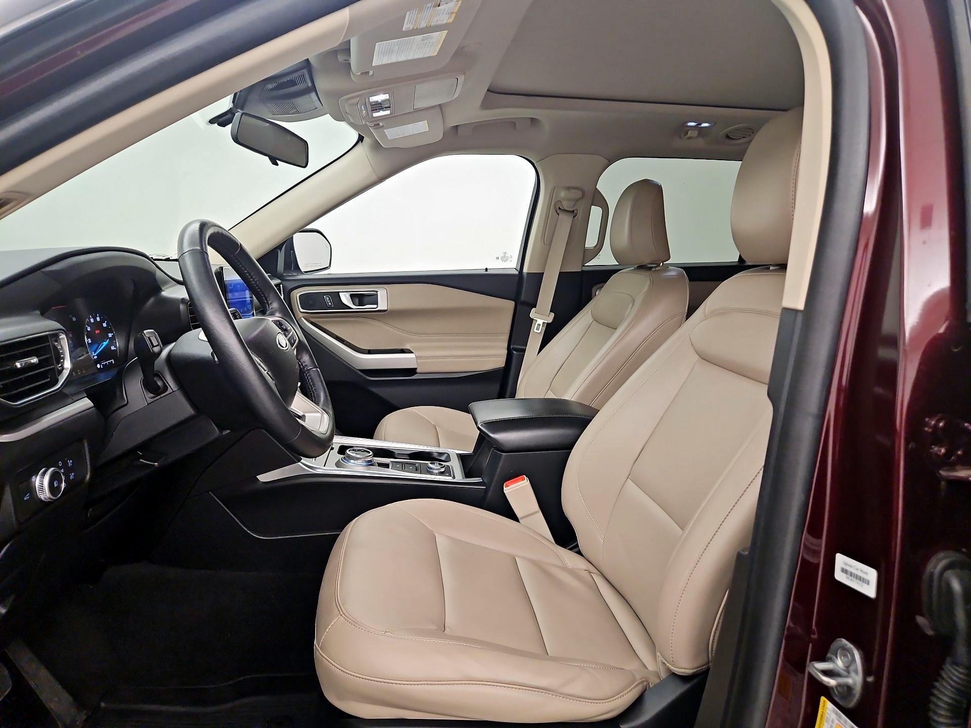 Thumbnail: 2022 Ford Explorer - 11