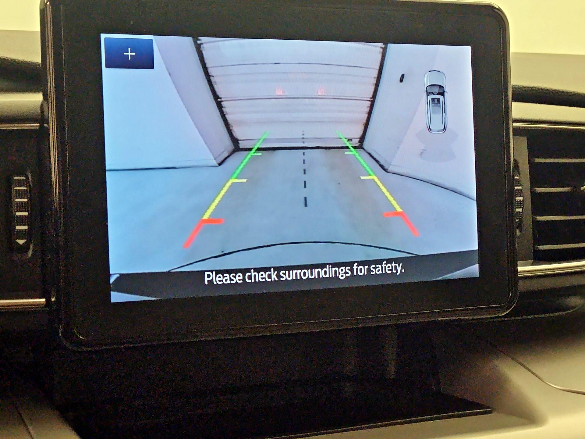 Thumbnail: 2022 Ford Explorer - 15