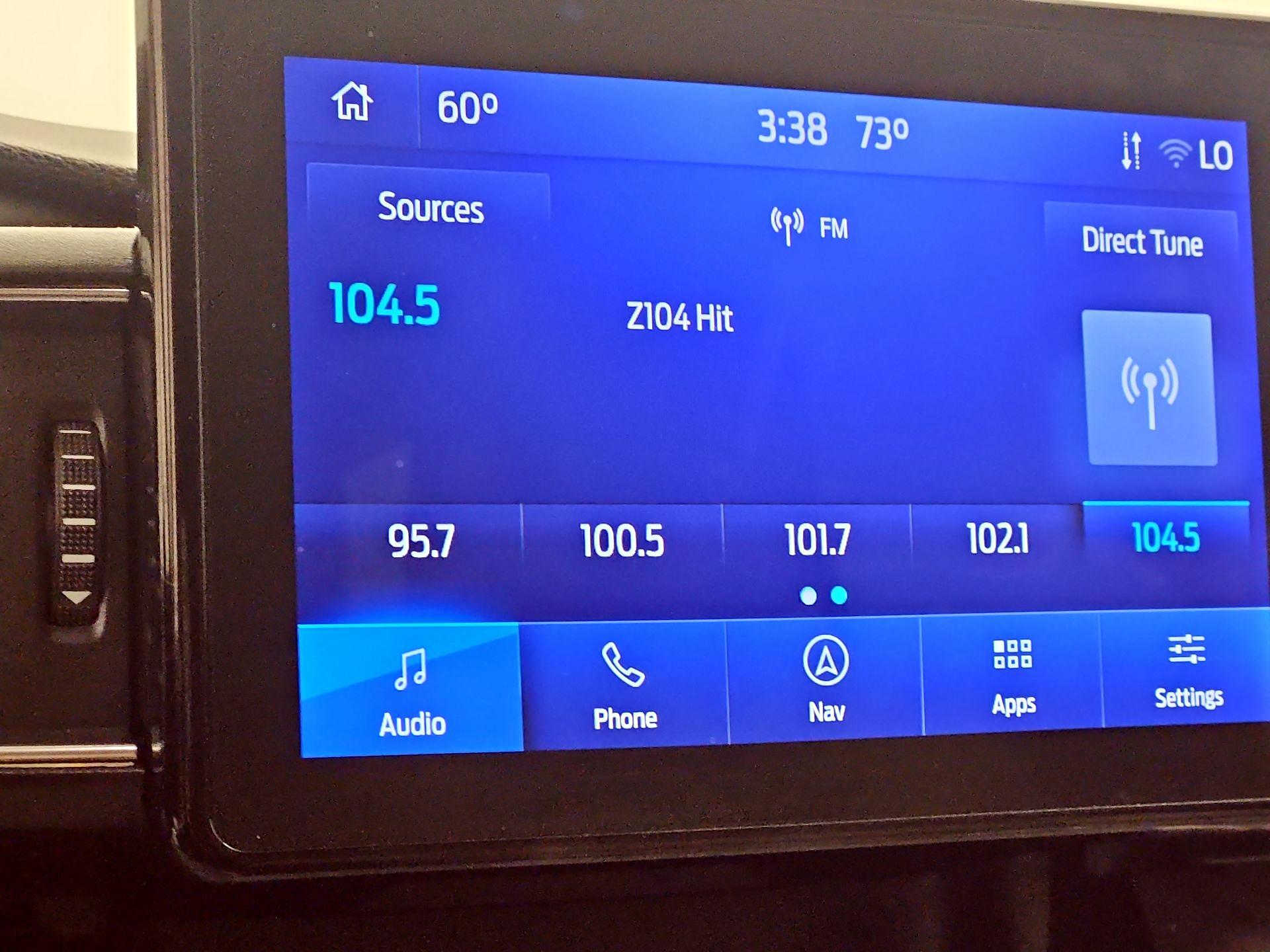 Thumbnail: 2022 Ford Explorer - 16