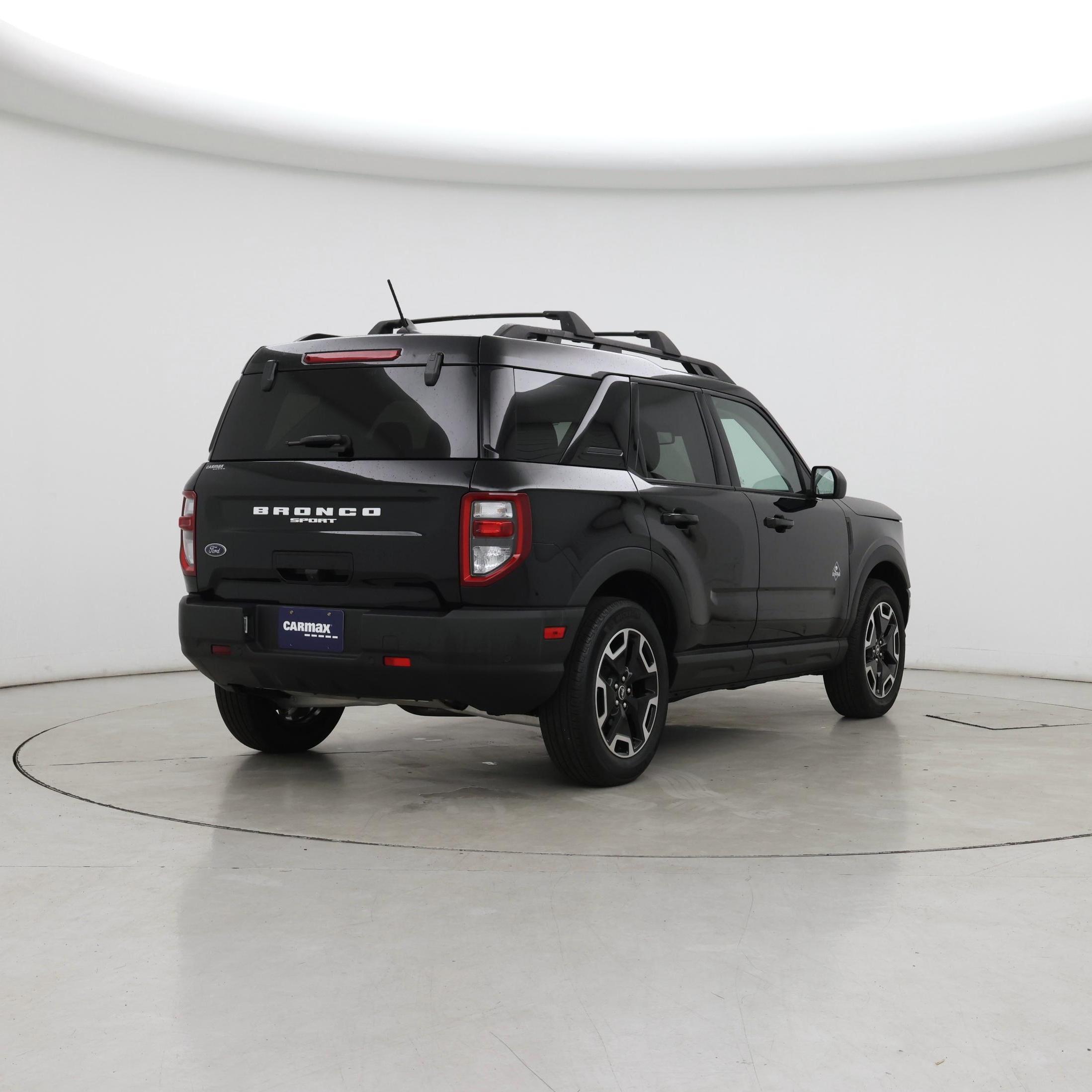 Thumbnail: 2023 Ford Bronco Sport - 8