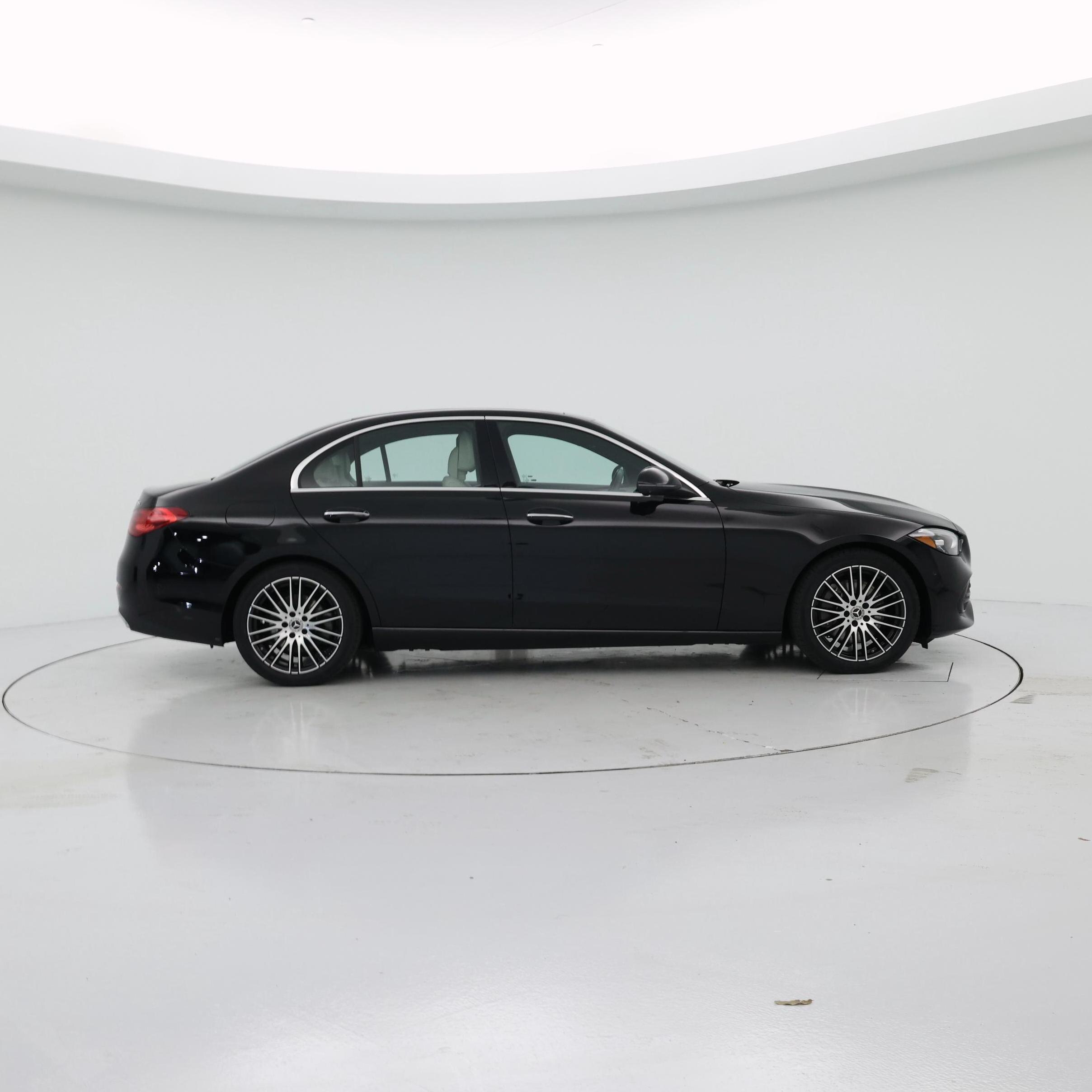 Thumbnail: 2023 Mercedes-Benz C-Class - 7