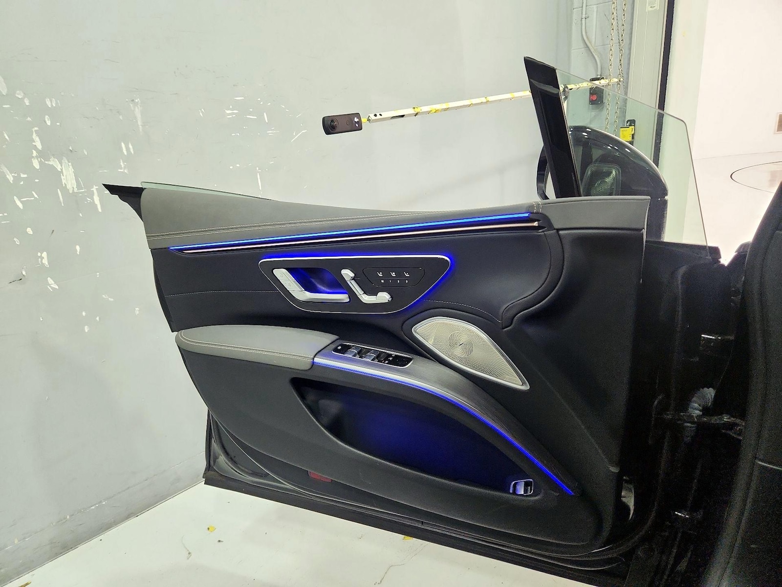 2023 Mercedes-Benz EQS Base - Photo 13