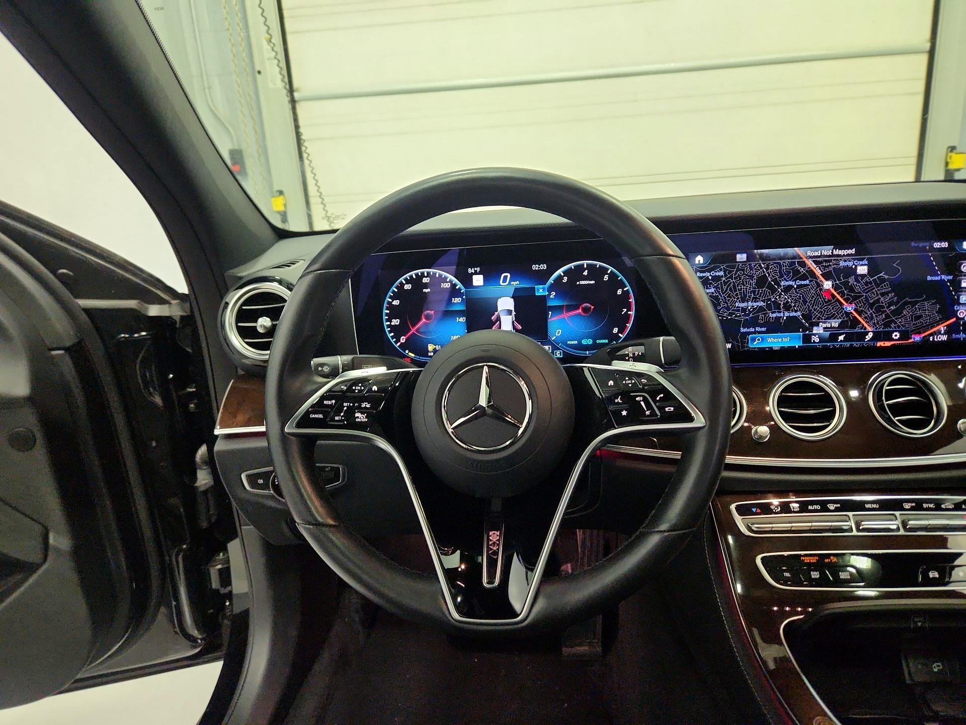 Thumbnail: 2022 Mercedes-Benz E-Class - 10