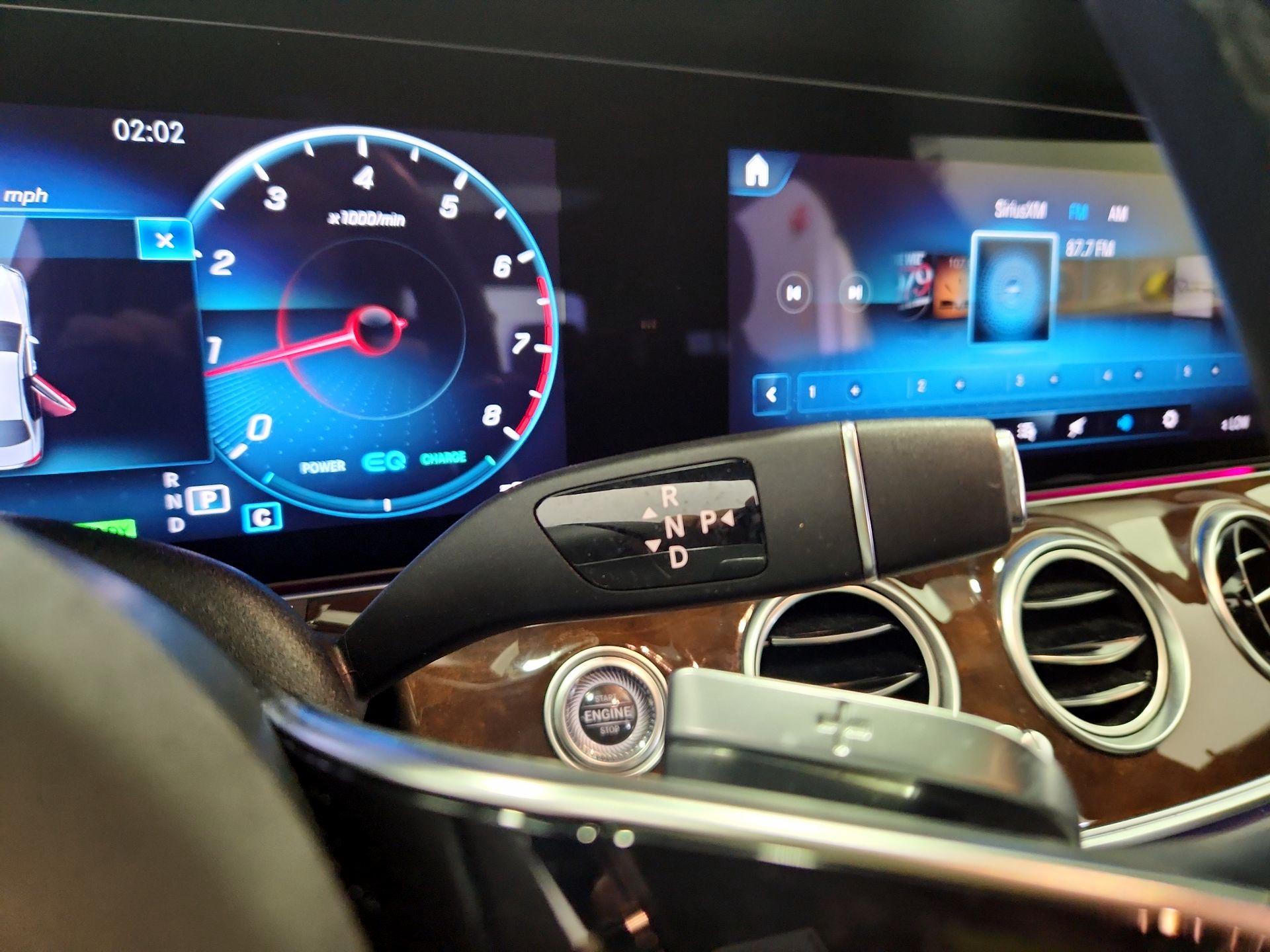Thumbnail: 2022 Mercedes-Benz E-Class - 18