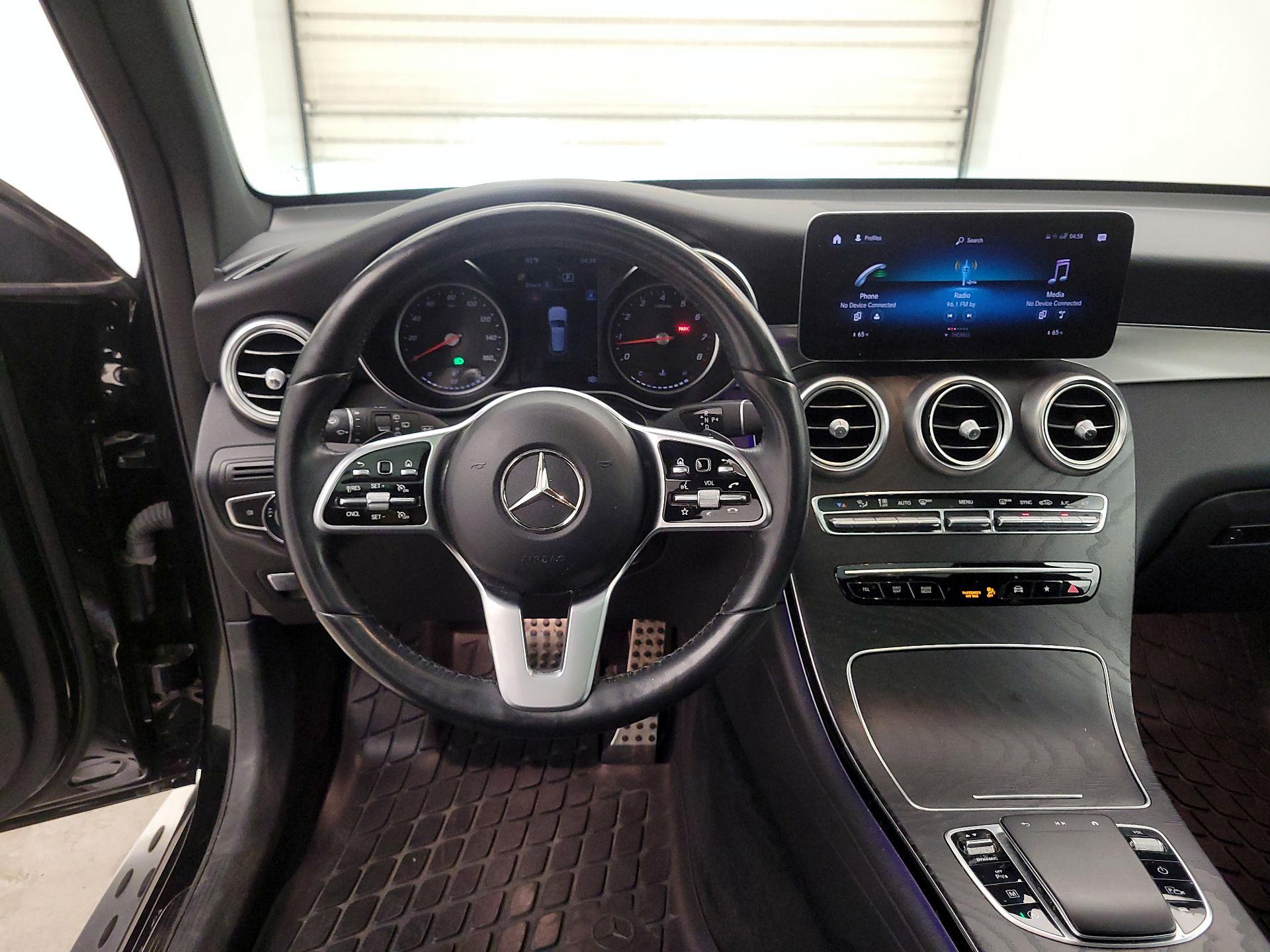 Thumbnail: 2022 Mercedes-Benz GLC - 10