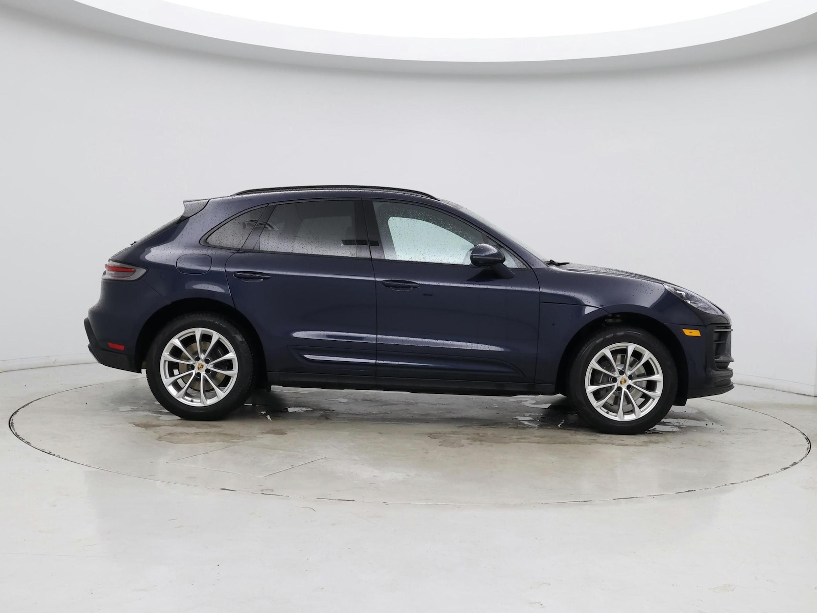 2023 Porsche Macan T - Photo 8