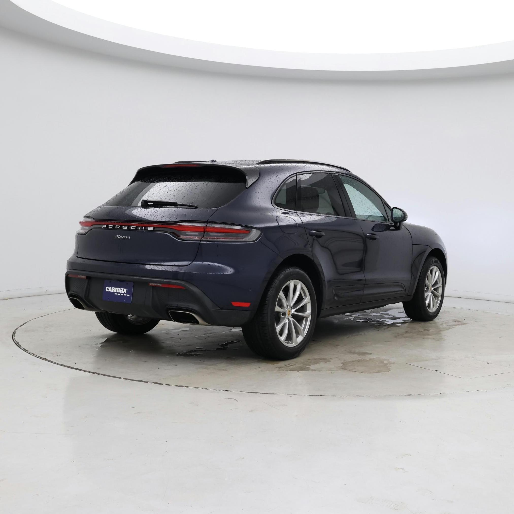 Thumbnail: 2023 Porsche Macan - 8