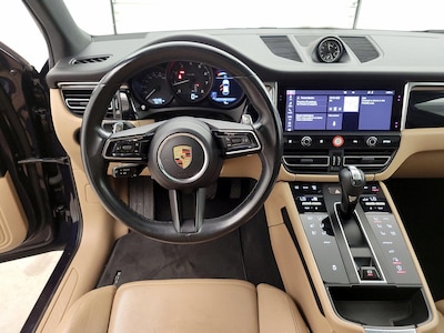 Steering Wheel & Instrument Cluster (On)
