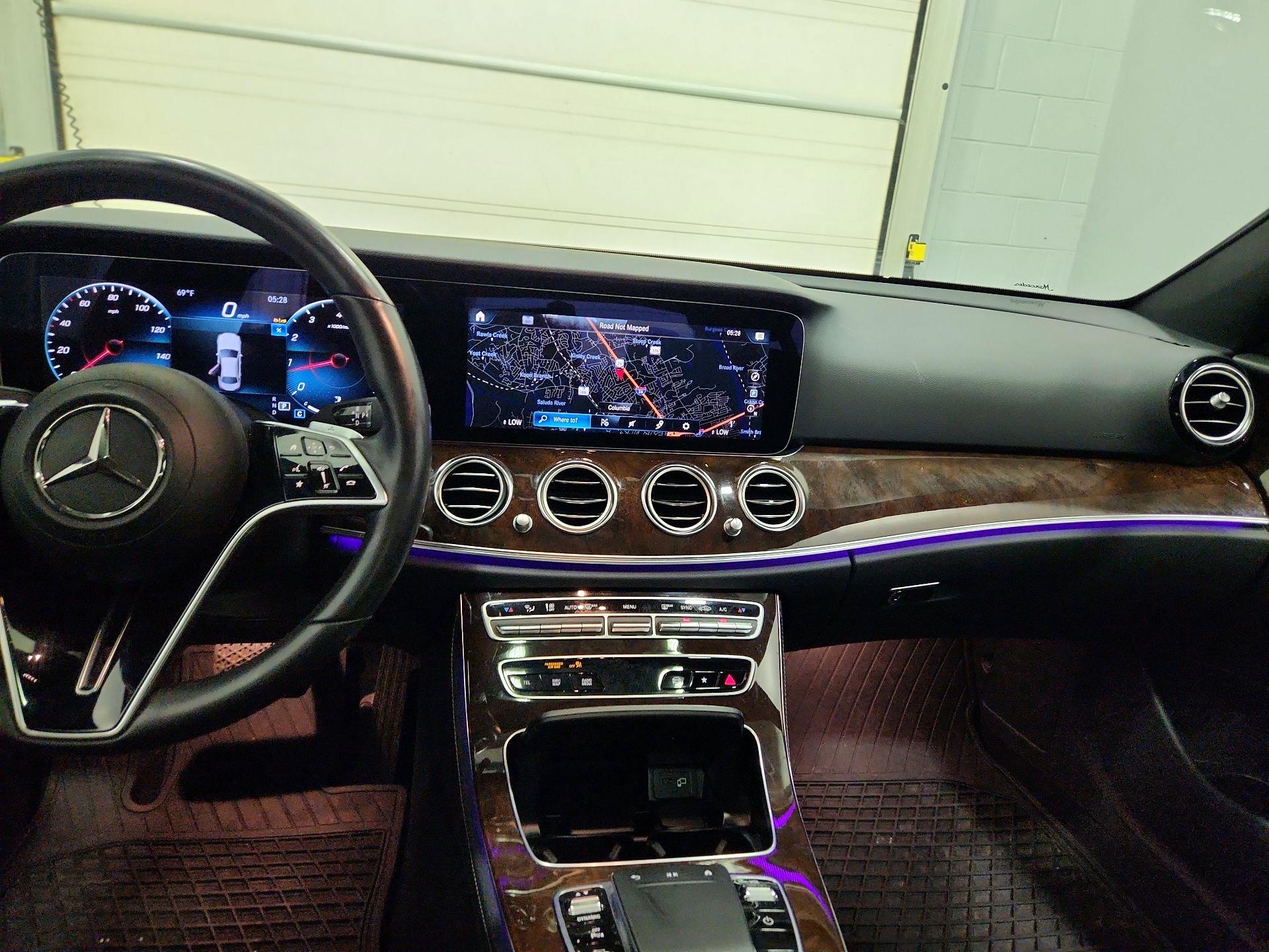 Thumbnail: 2023 Mercedes-Benz E-Class - 9