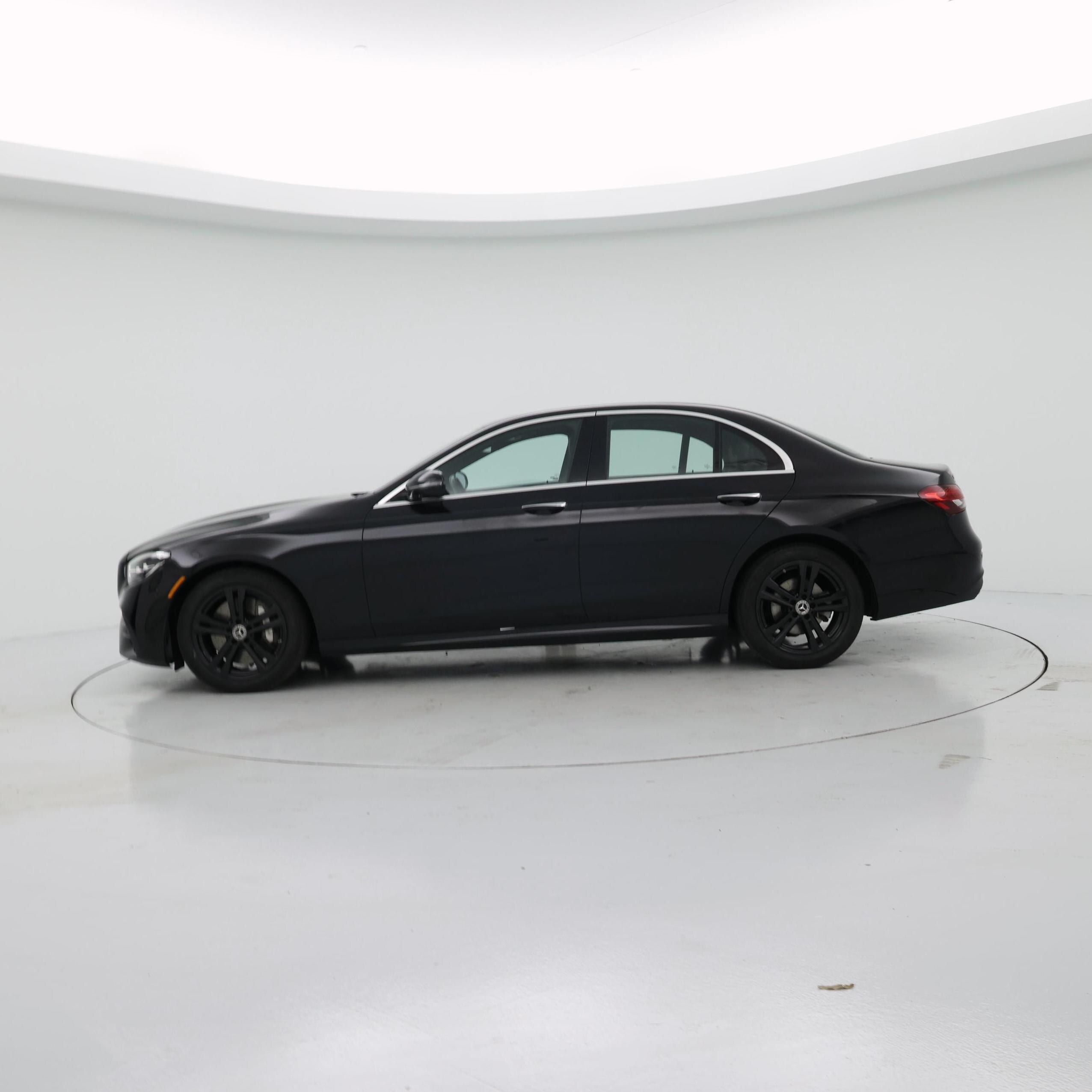 Thumbnail: 2023 Mercedes-Benz E-Class - 3