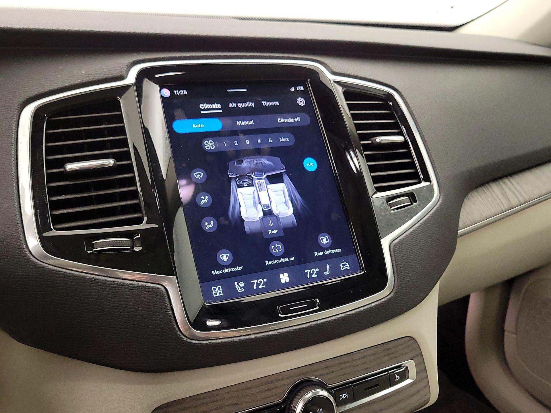 Thumbnail: 2023 Volvo XC90 - 16