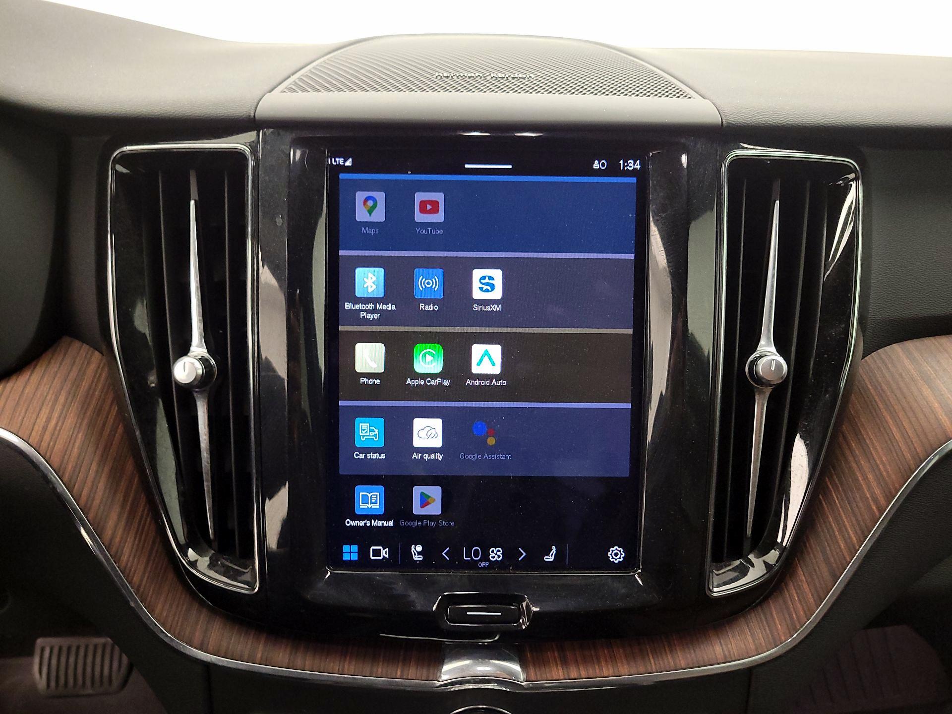 Thumbnail: 2023 Volvo XC60 - 15