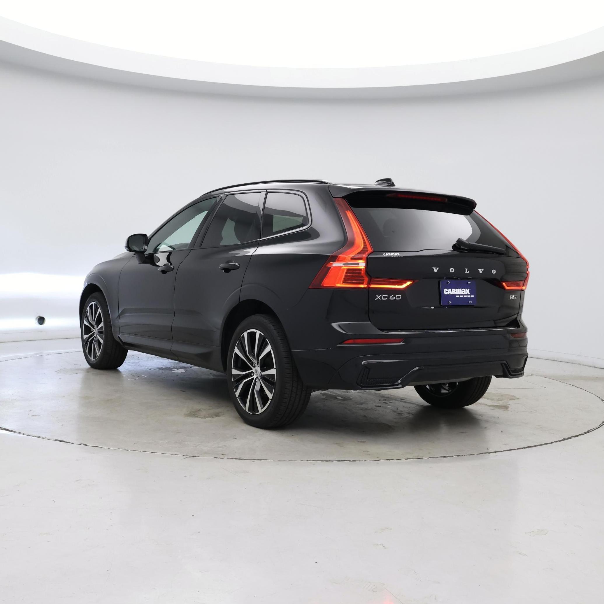 Thumbnail: 2023 Volvo XC60 - 2
